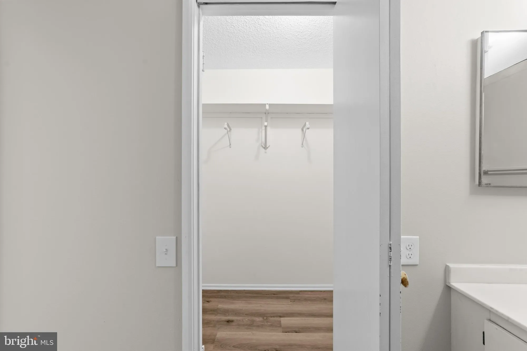 Property Slideshow image 22 of 25 | 278 crosse dr apt 3g, Monroe Twp, NJ, 08831