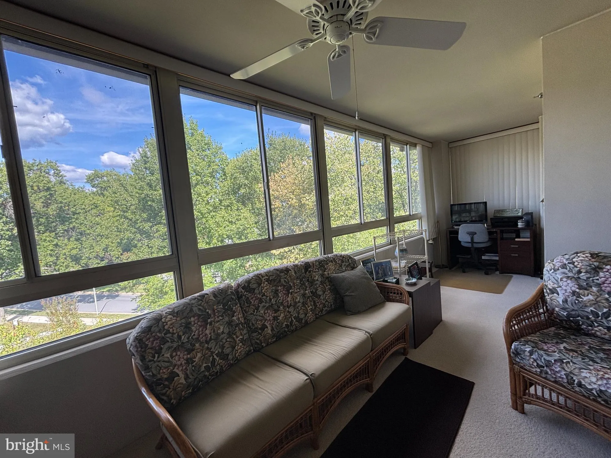 Property Slideshow image 21 of 23 | 14801 pennfield cir 412, Silver Spring, MD, 20906