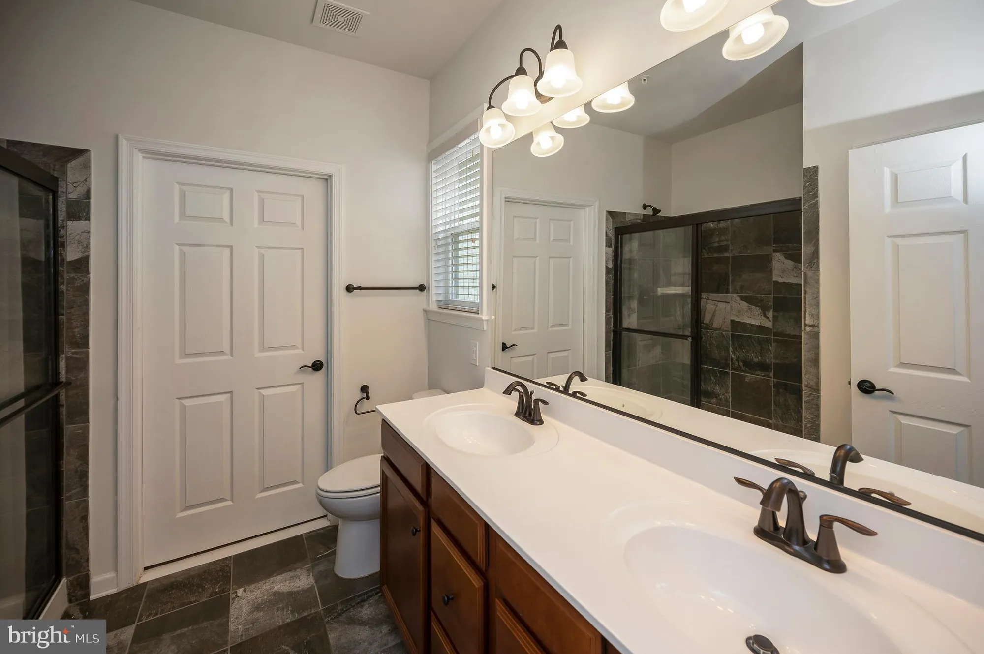 Property Slideshow image 23 of 43 | 196 denison st, Fredericksburg, VA, 22406