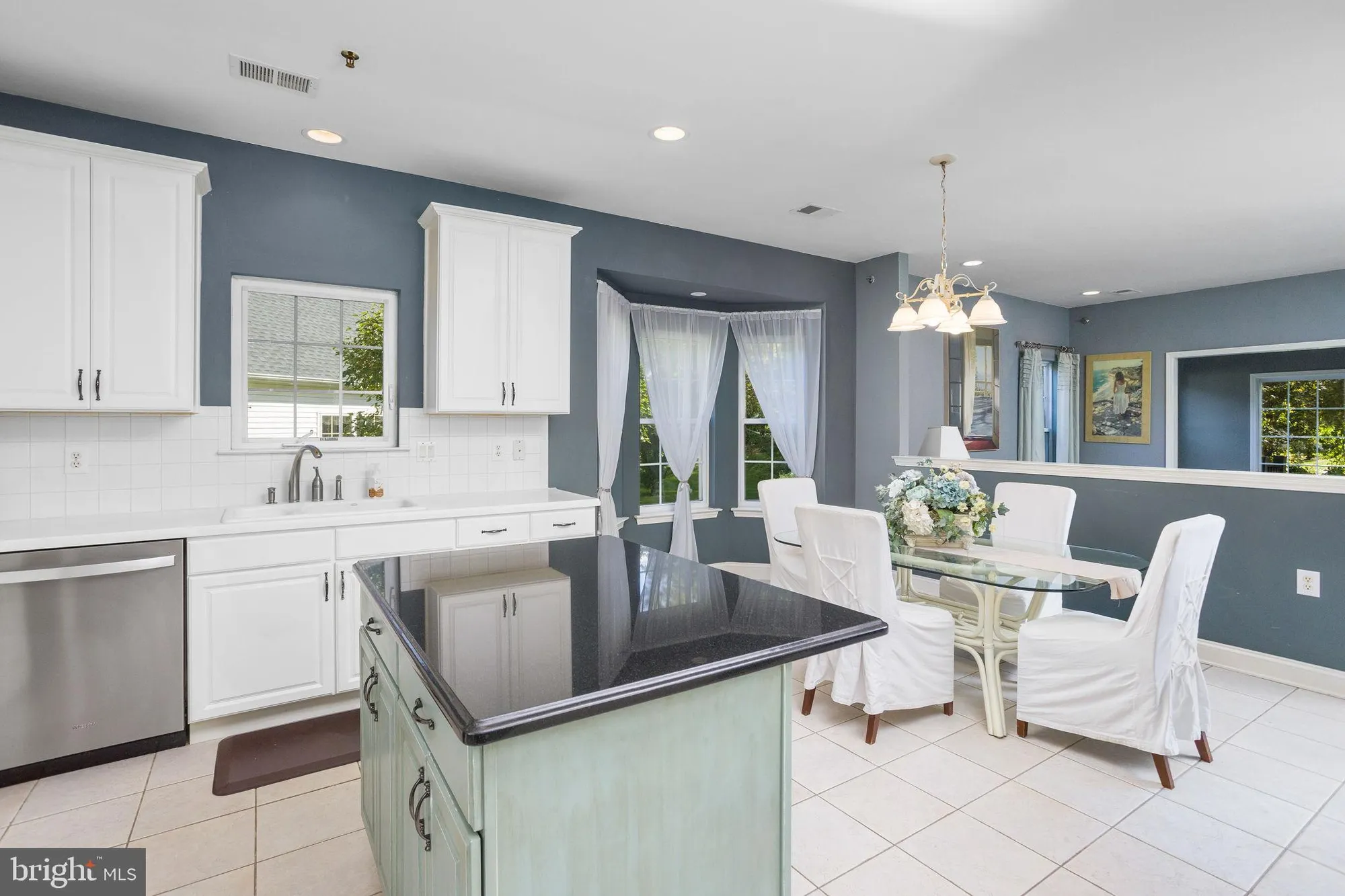 Property Slideshow image 12 of 33 | 75 honeyflower ln, Princeton Junction, NJ, 08550