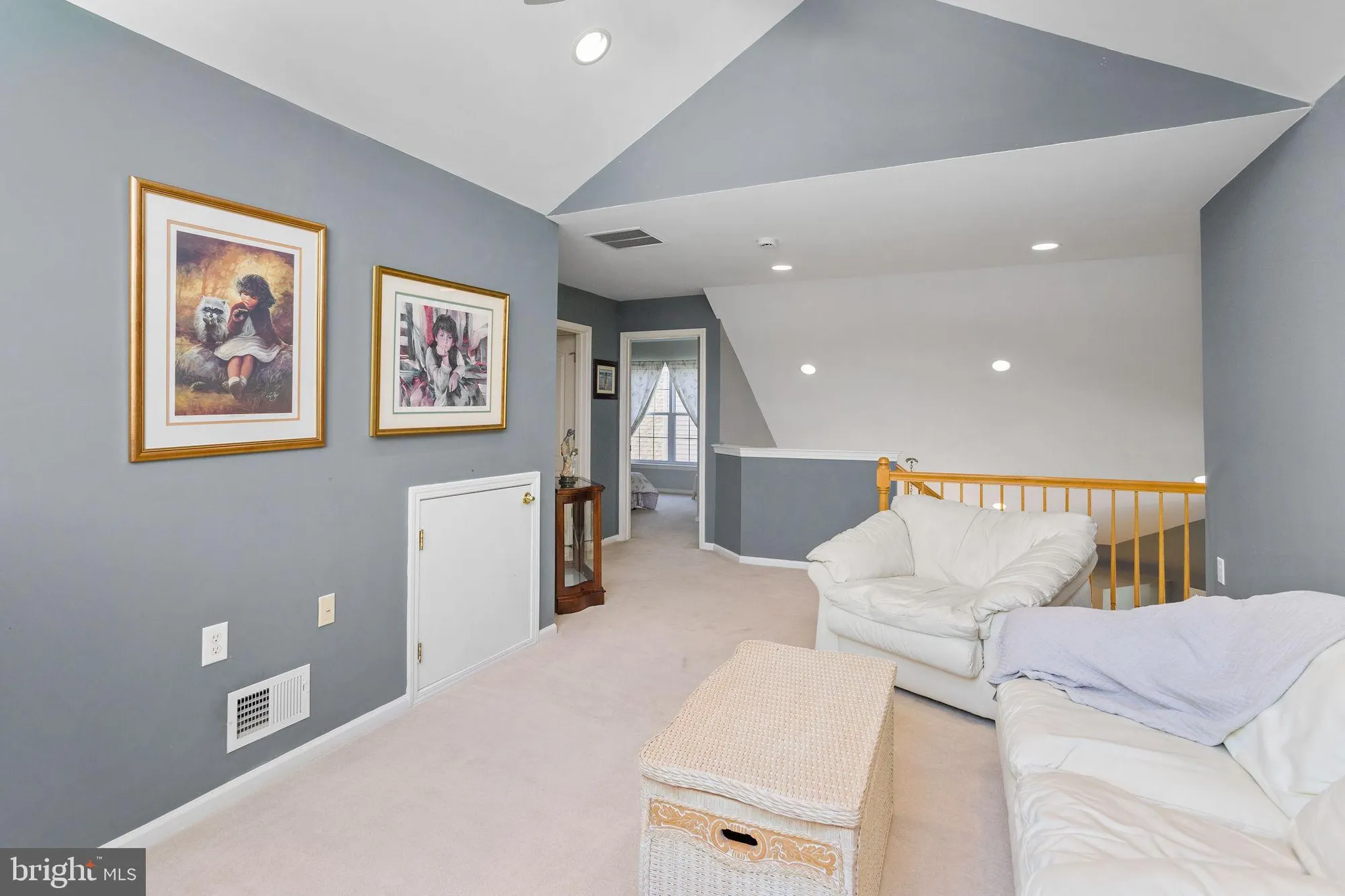Property Slideshow image 26 of 33 | 75 honeyflower ln, Princeton Junction, NJ, 08550