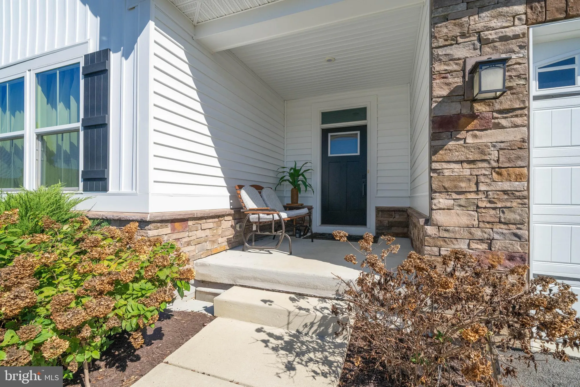 Property Slideshow image 4 of 40 | 1326 stonefly ln, Odenton, MD, 21113