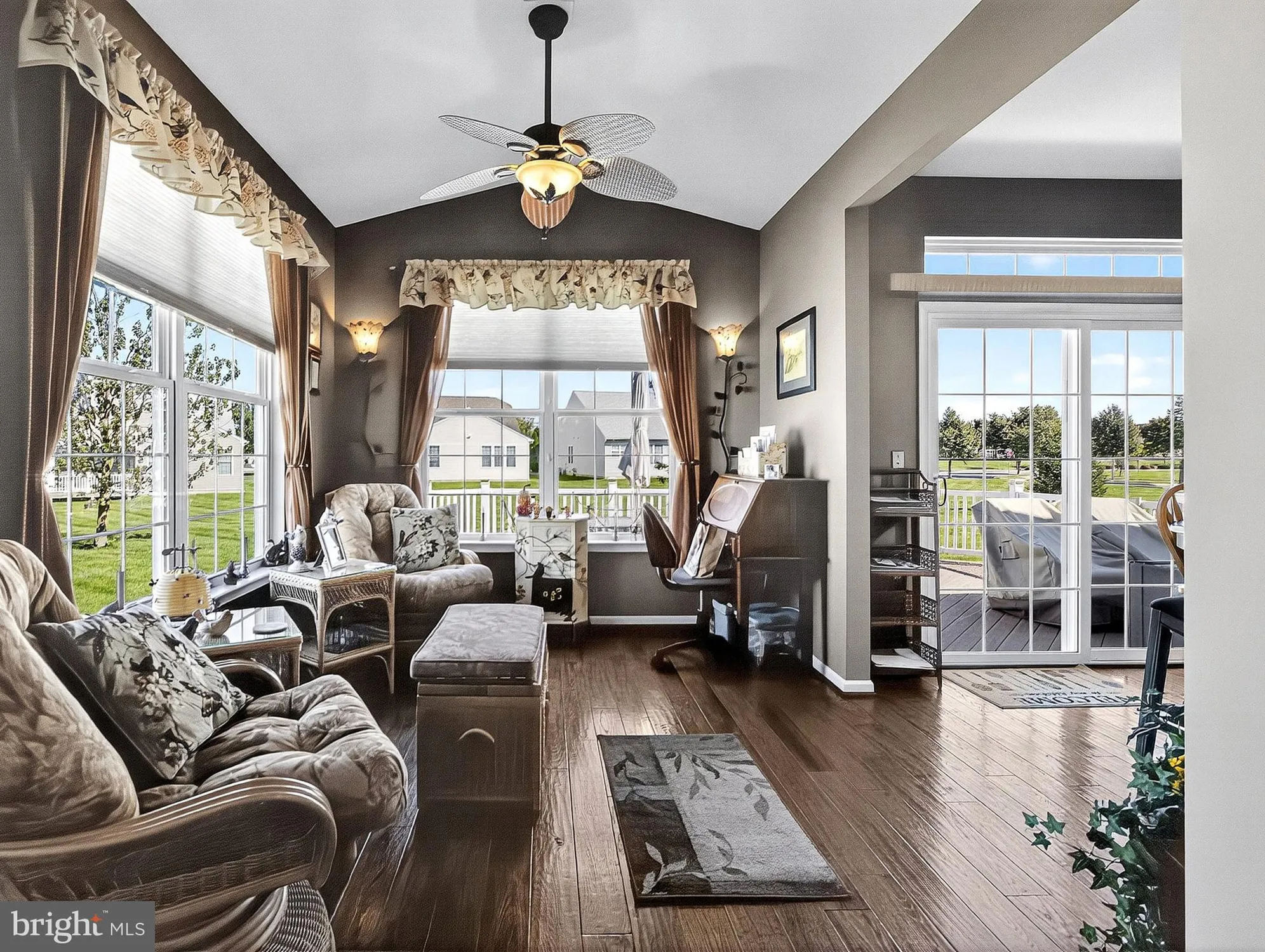 Property Slideshow image 28 of 75 | 402 topiary ln, Middletown, DE, 19709