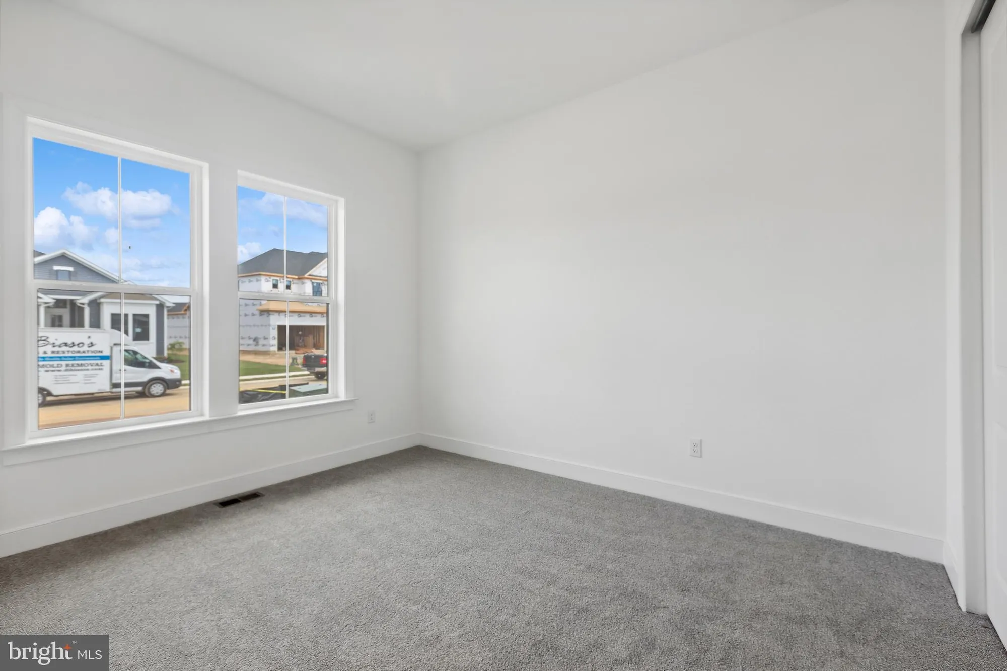 Property Slideshow image 17 of 45 | 527 warbler way, Chester, MD, 21619