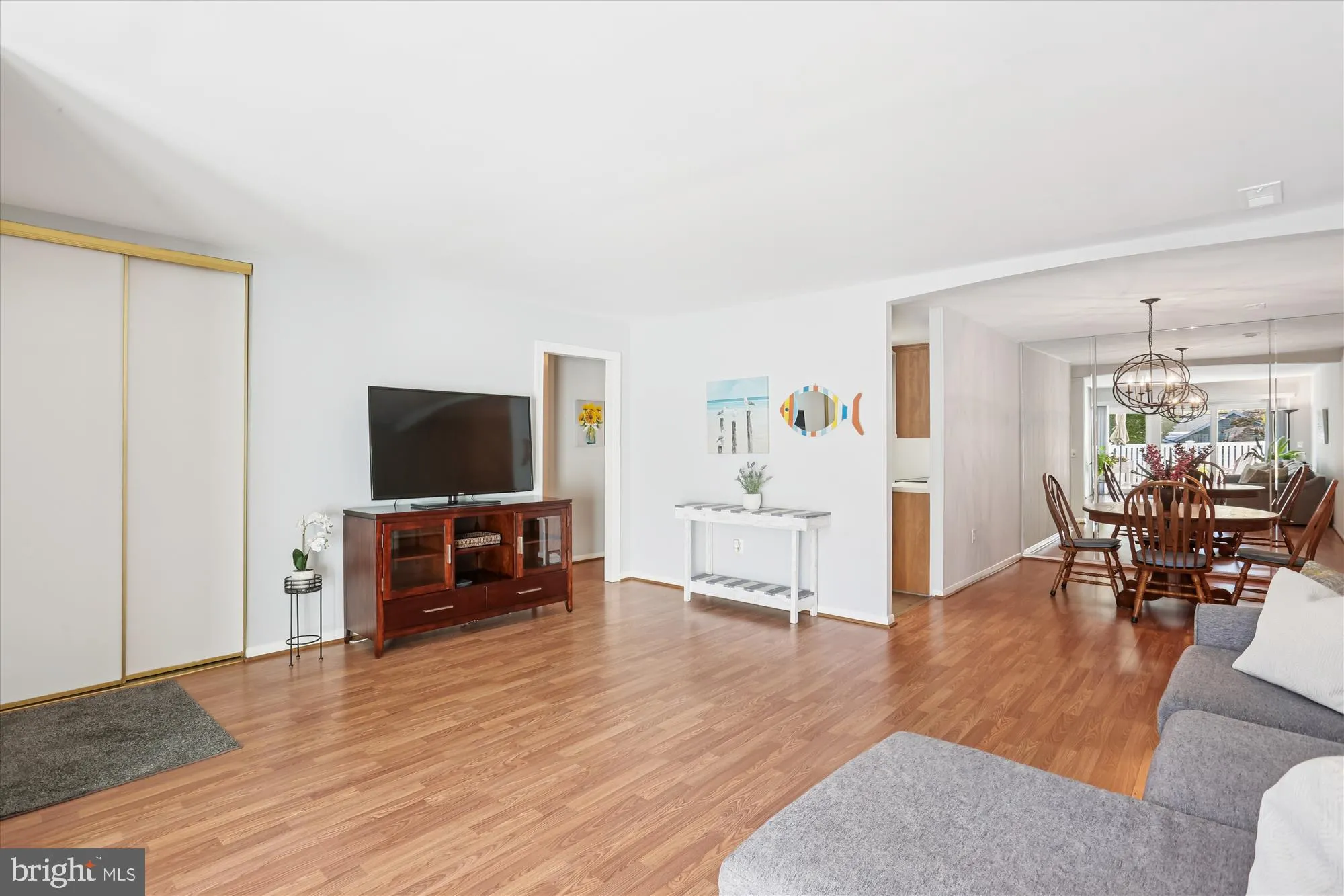 Property Slideshow image 9 of 51 | 15032 westholm ct # 268-d, Silver Spring, MD, 20906