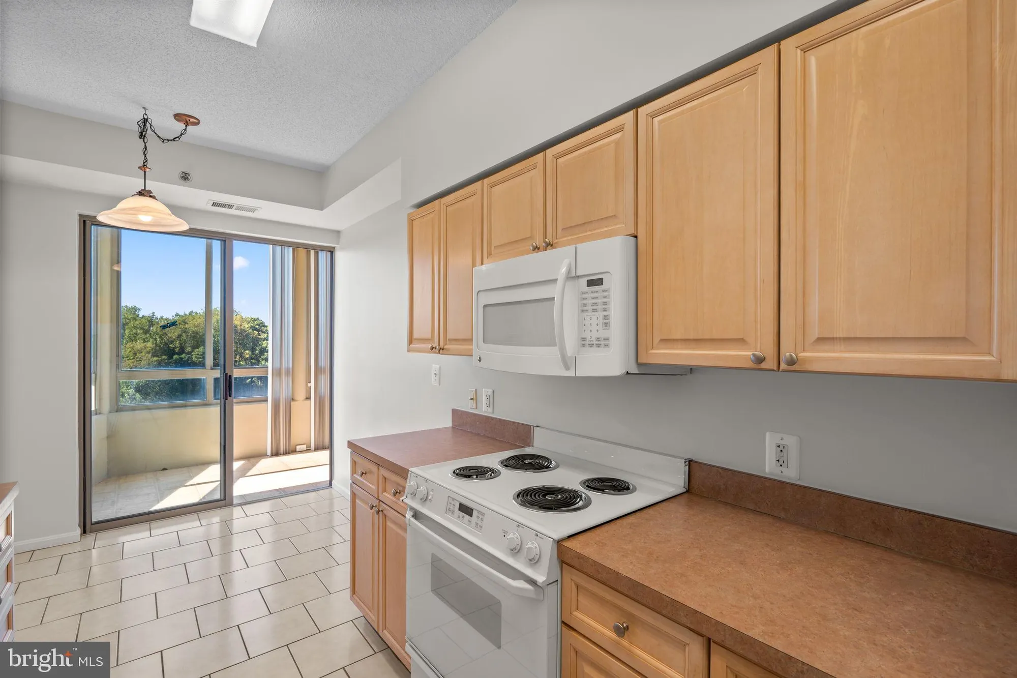 Property Slideshow image 19 of 47 | 3210 n leisure world blvd 1001, Silver Spring, MD, 20906