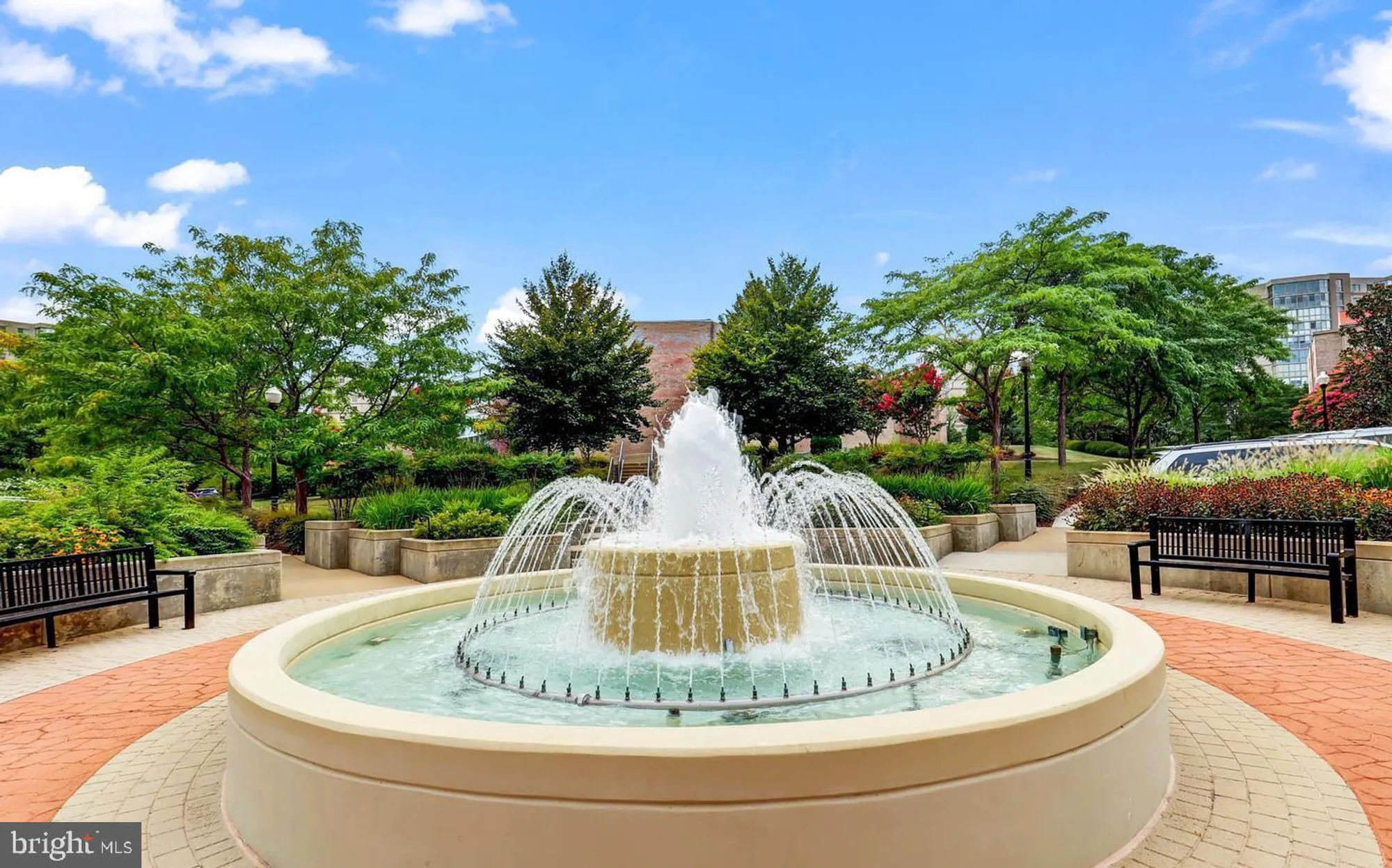 Property Slideshow image 29 of 39 | 19385 cypress ridge ter 914, Leesburg, VA, 20176