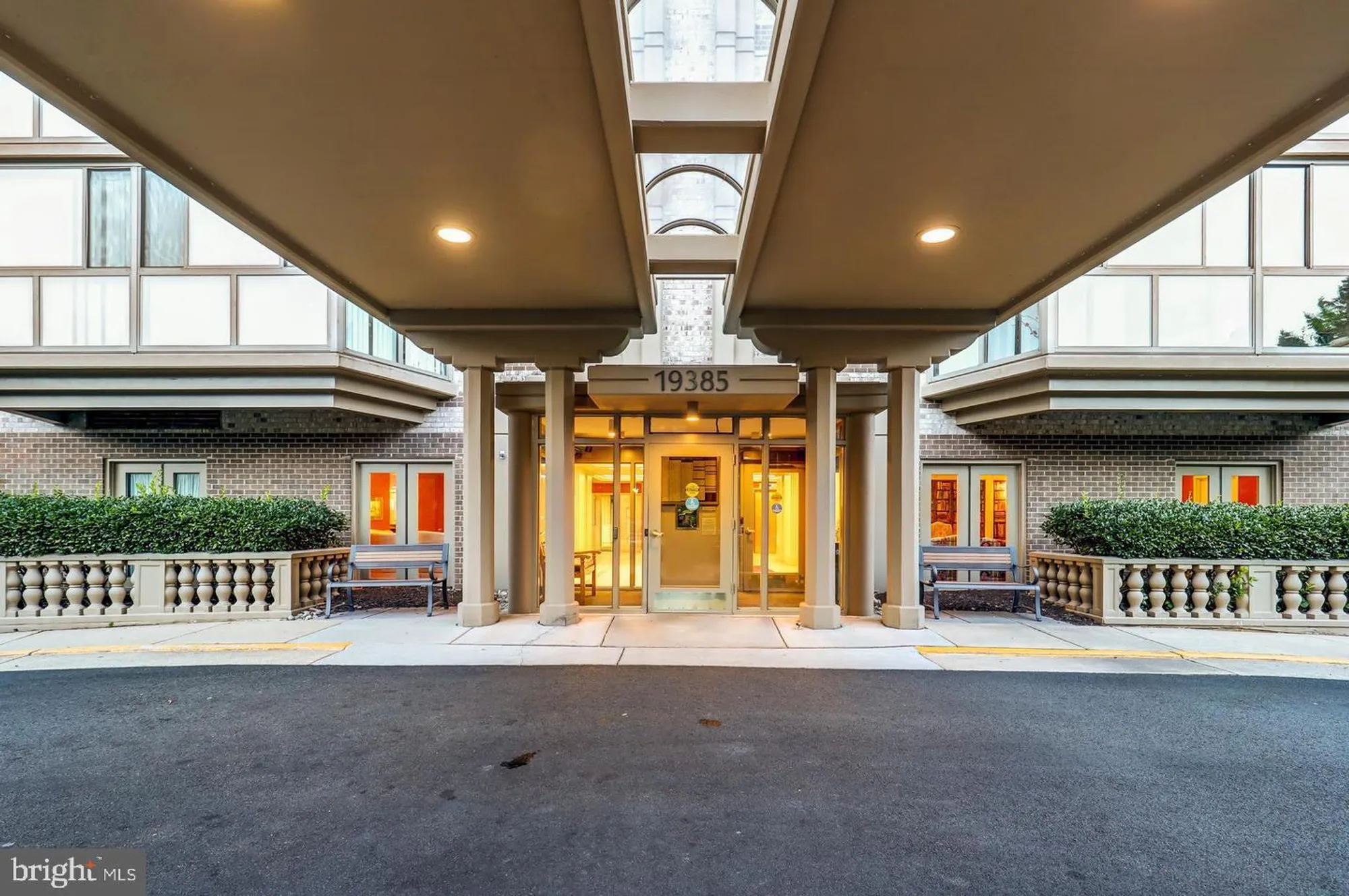 Property Slideshow image 24 of 39 | 19385 cypress ridge ter 914, Leesburg, VA, 20176