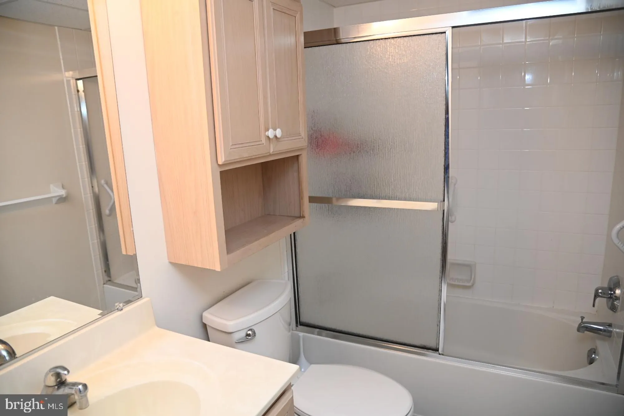 Property Slideshow image 23 of 50 | 1000 centennial sta 100, Warminster, PA, 18974