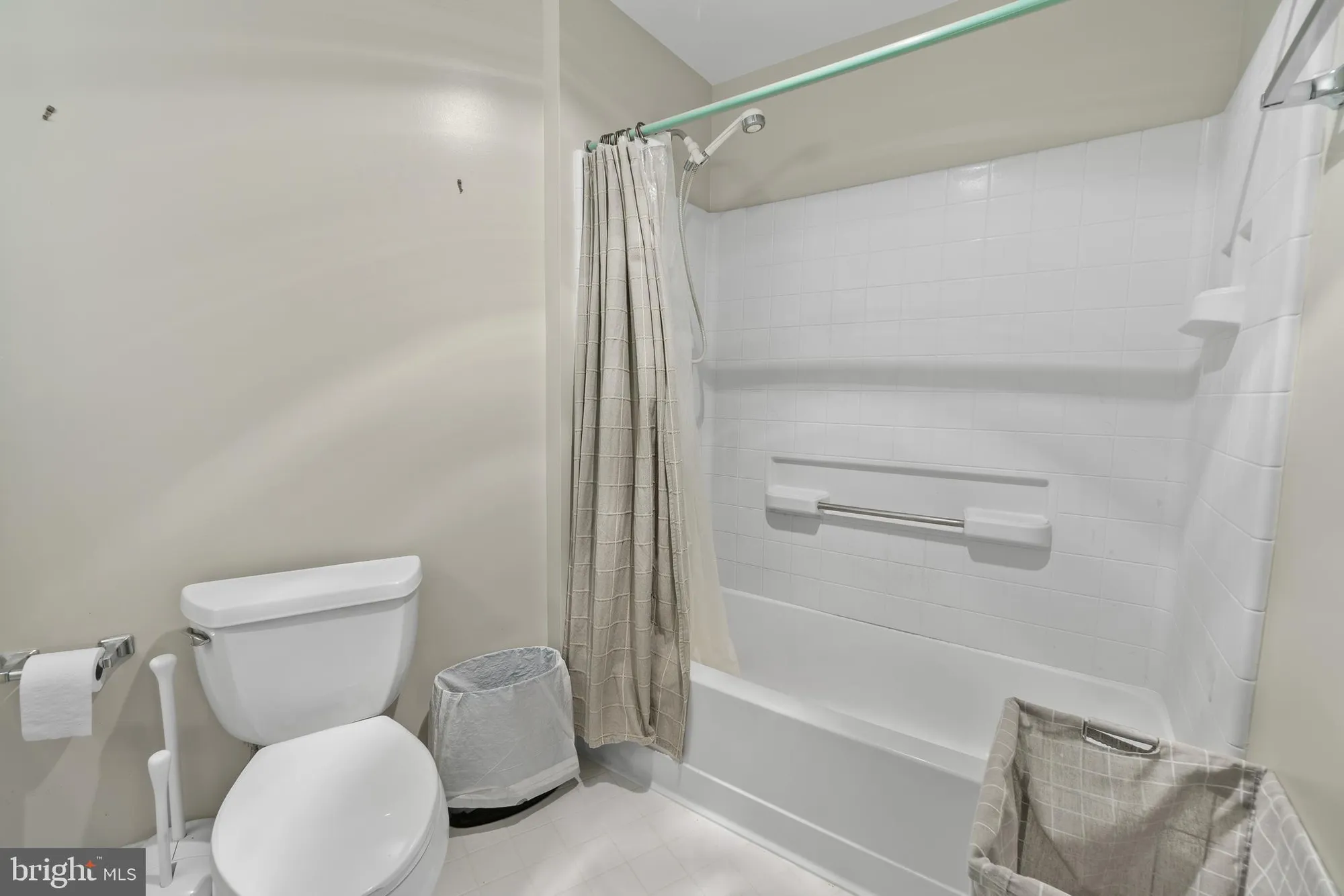 Property Slideshow image 26 of 38 | 2904 n leisure world blvd 501, Silver Spring, MD, 20906