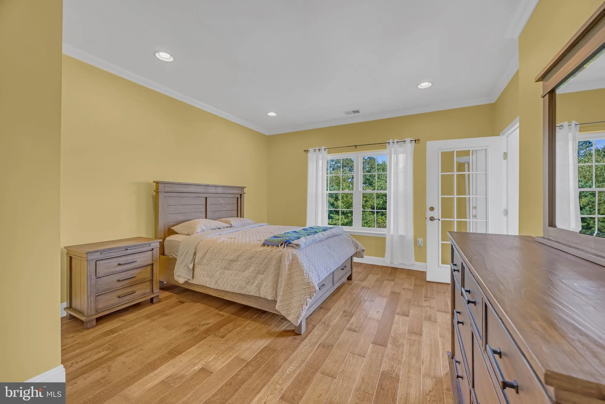 Property Slideshow image 12 of 27 | 540 cranbury rd 410, East Brunswick, NJ, 08816