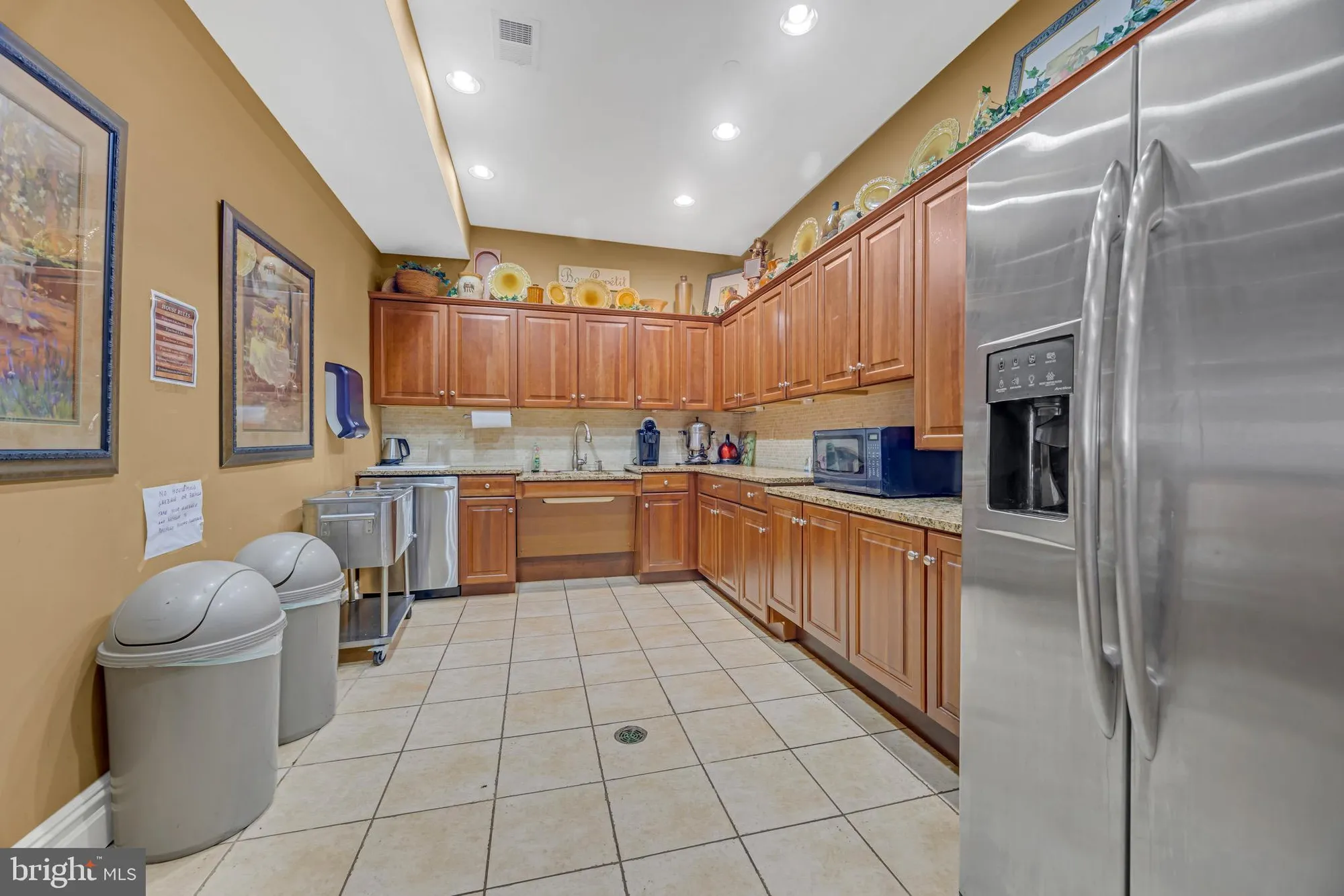 Property Slideshow image 24 of 27 | 540 cranbury rd 410, East Brunswick, NJ, 08816