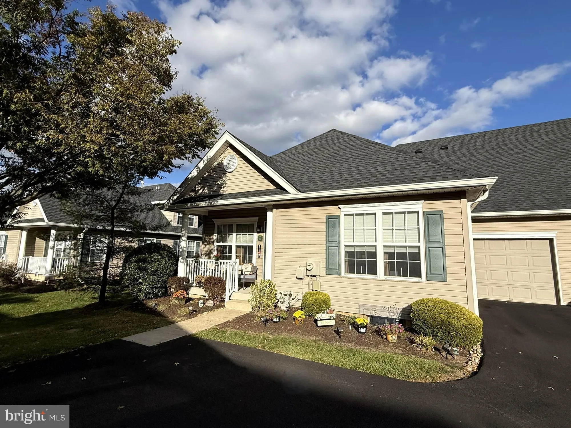 Property Slideshow image 2 of 44 | 66 freedom ln, Bensalem, PA, 19020