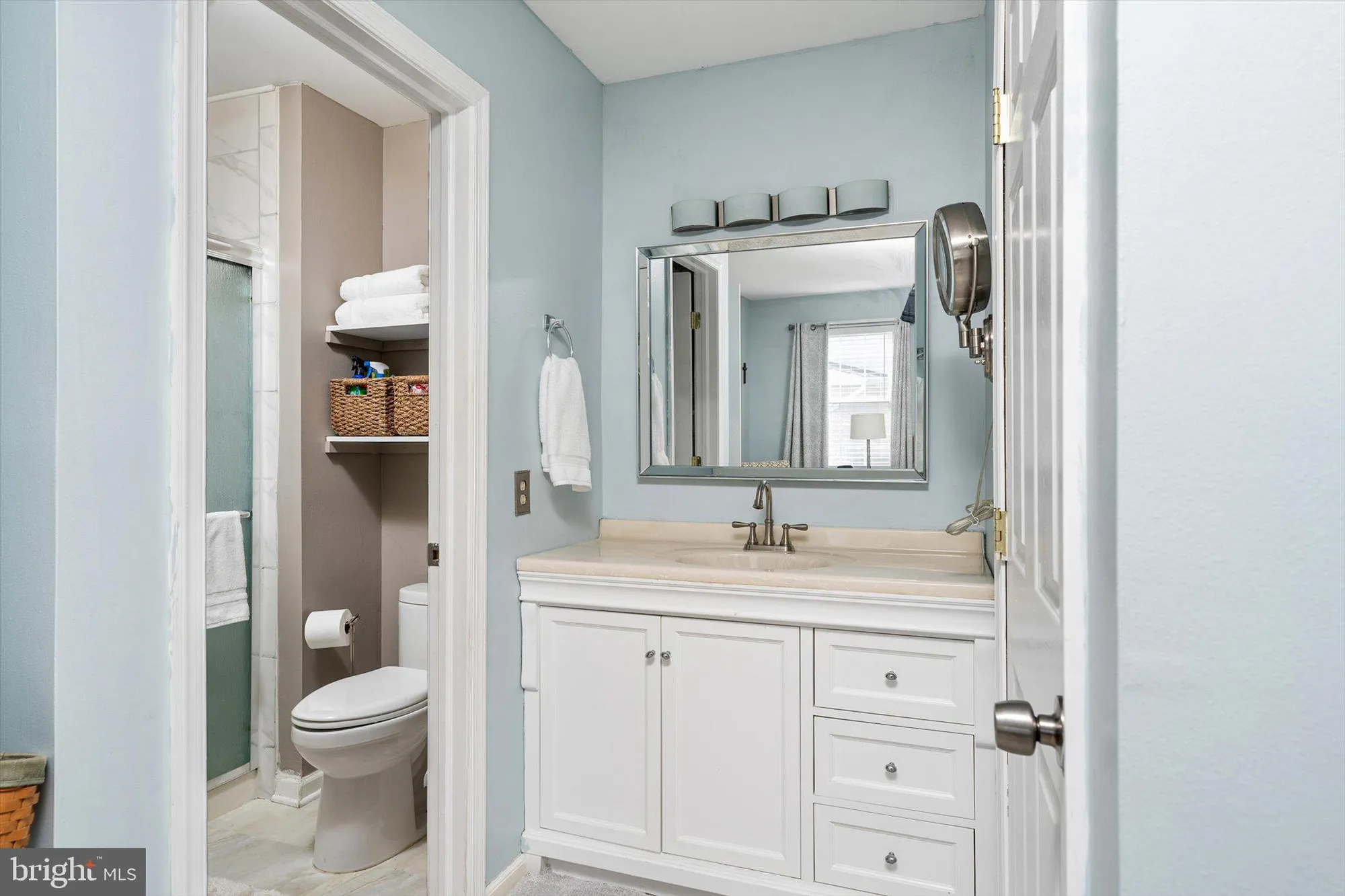 Property Slideshow image 17 of 28 | 21 horseshoe ln, Columbus, NJ, 08022