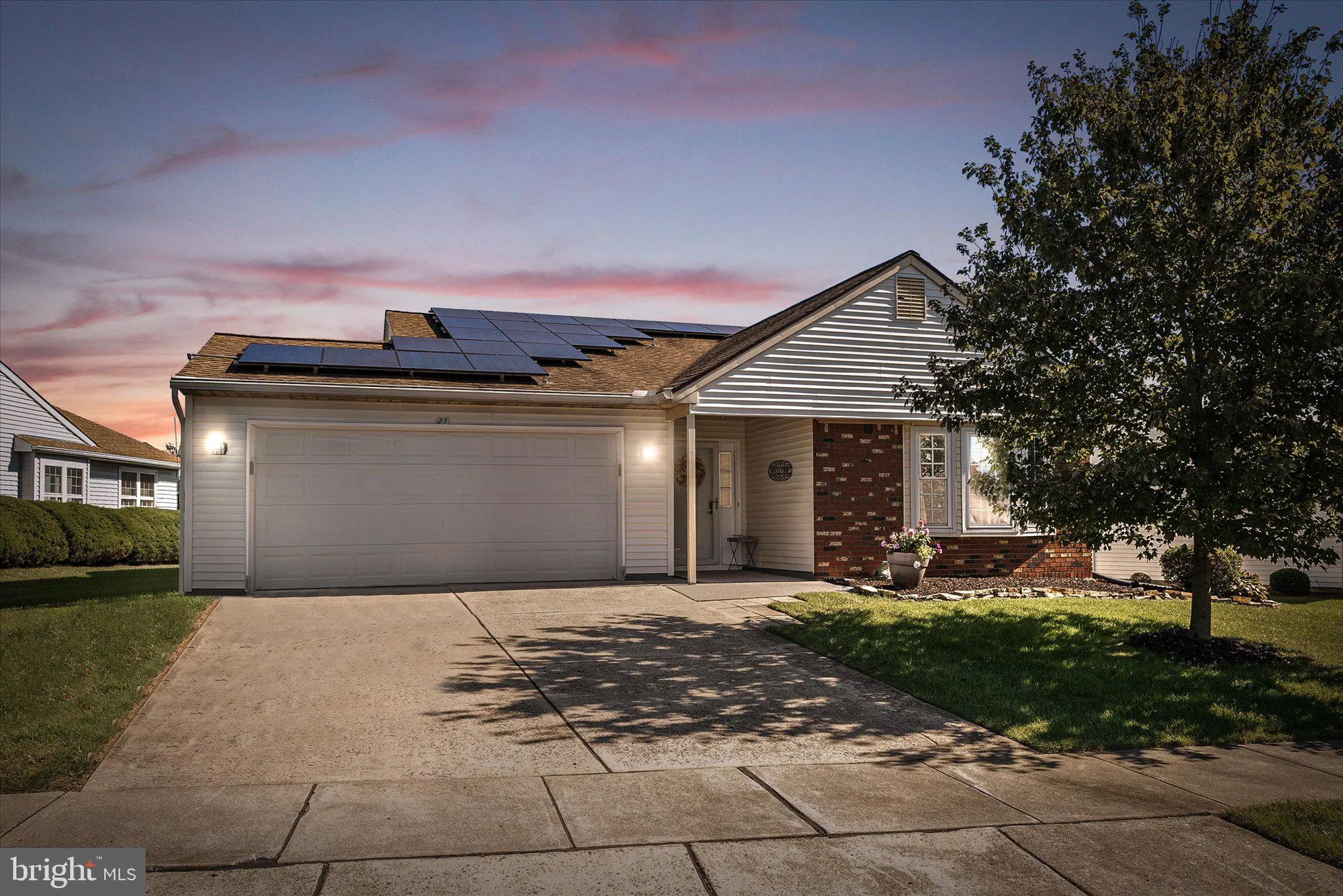 Property Slideshow image 1 of 28 | 21 horseshoe ln, Columbus, NJ, 08022