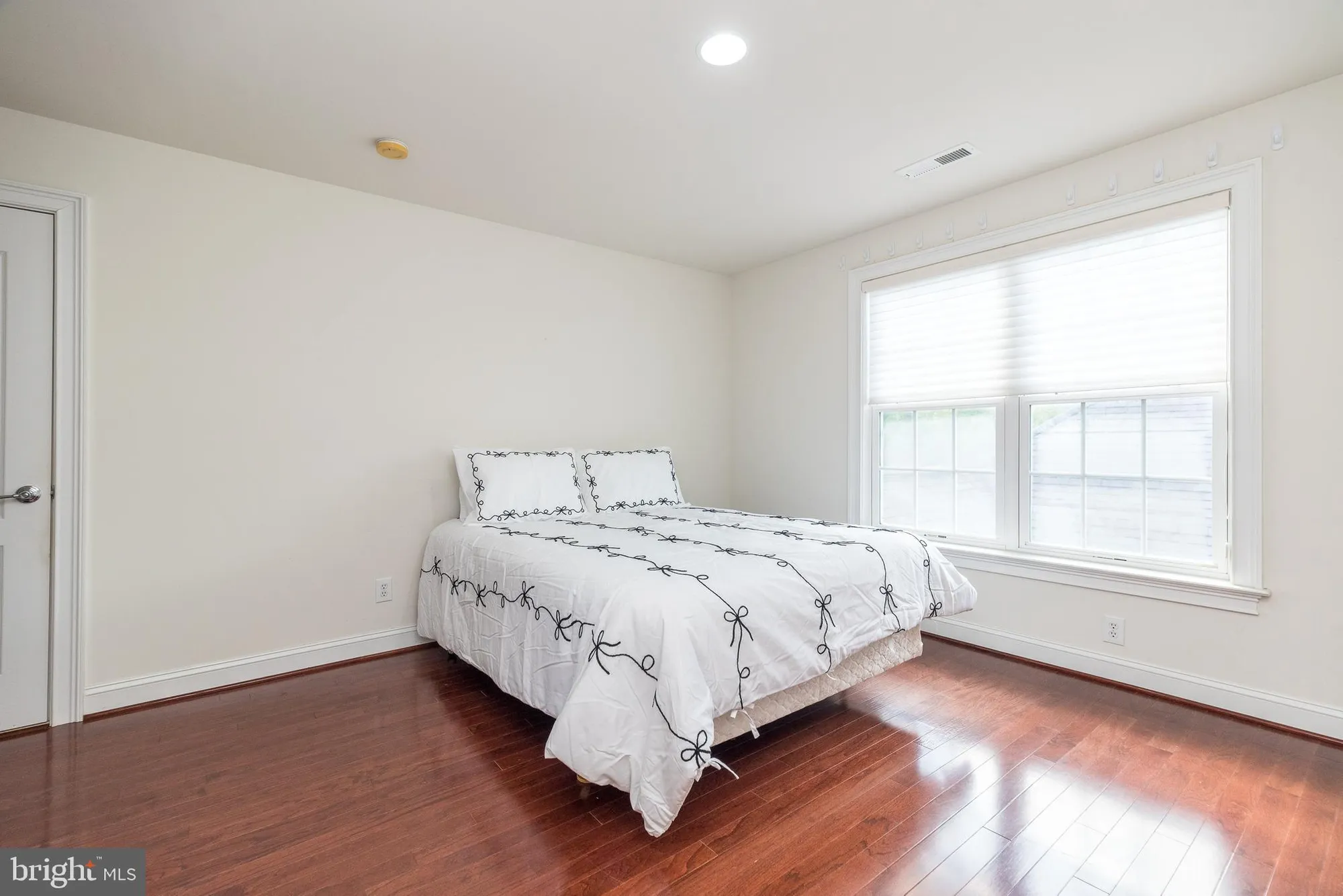 Property Slideshow image 36 of 53 | 261 goldenrod dr, Upper Gwynedd, PA, 19446