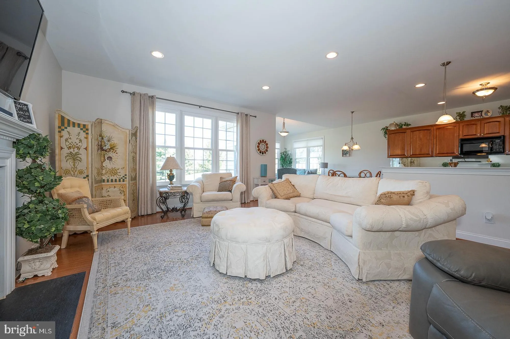 Property Slideshow image 6 of 44 | 159 augusta dr, Honey Brook, PA, 19344