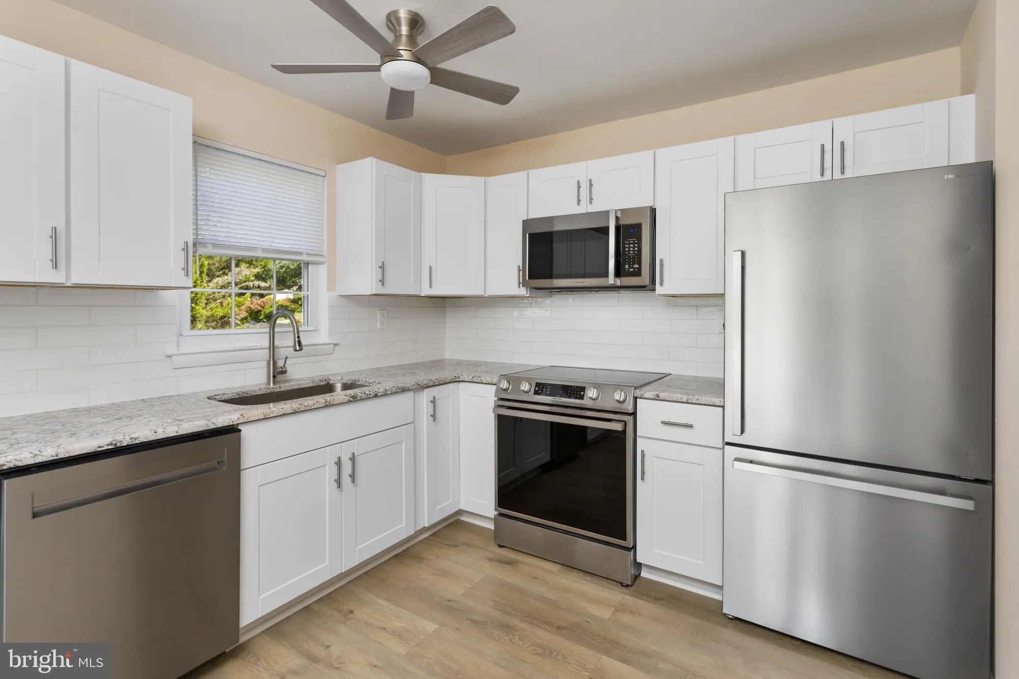 Property Slideshow image 7 of 33 | 115 dorchester dr, Southampton, NJ, 08088