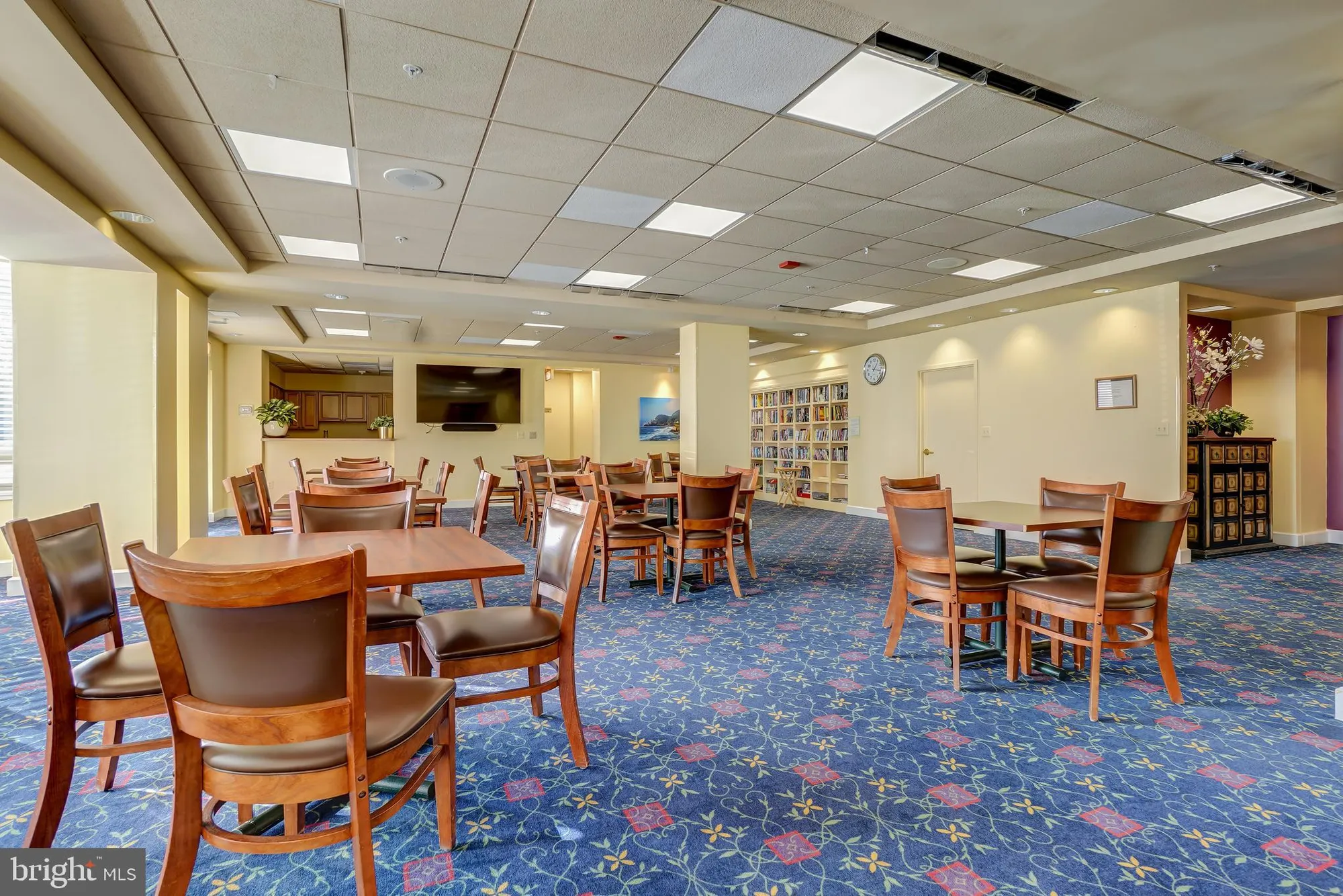 Property Slideshow image 32 of 48 | 2904 n leisure world blvd apt 514, Silver Spring, MD, 20906