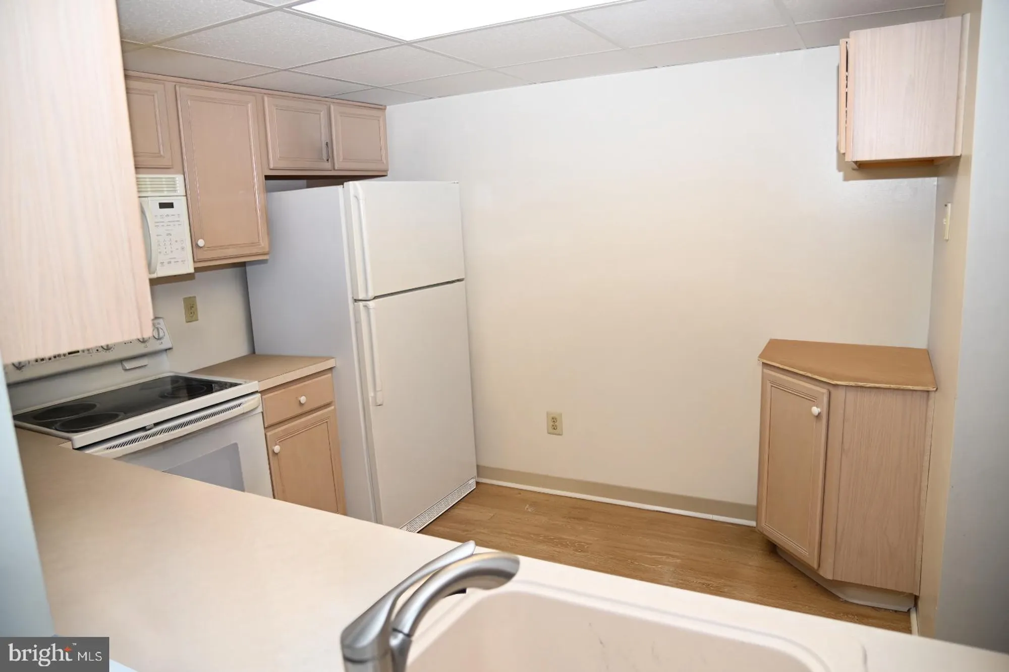 Property Slideshow image 7 of 50 | 1000 centennial sta 100, Warminster, PA, 18974