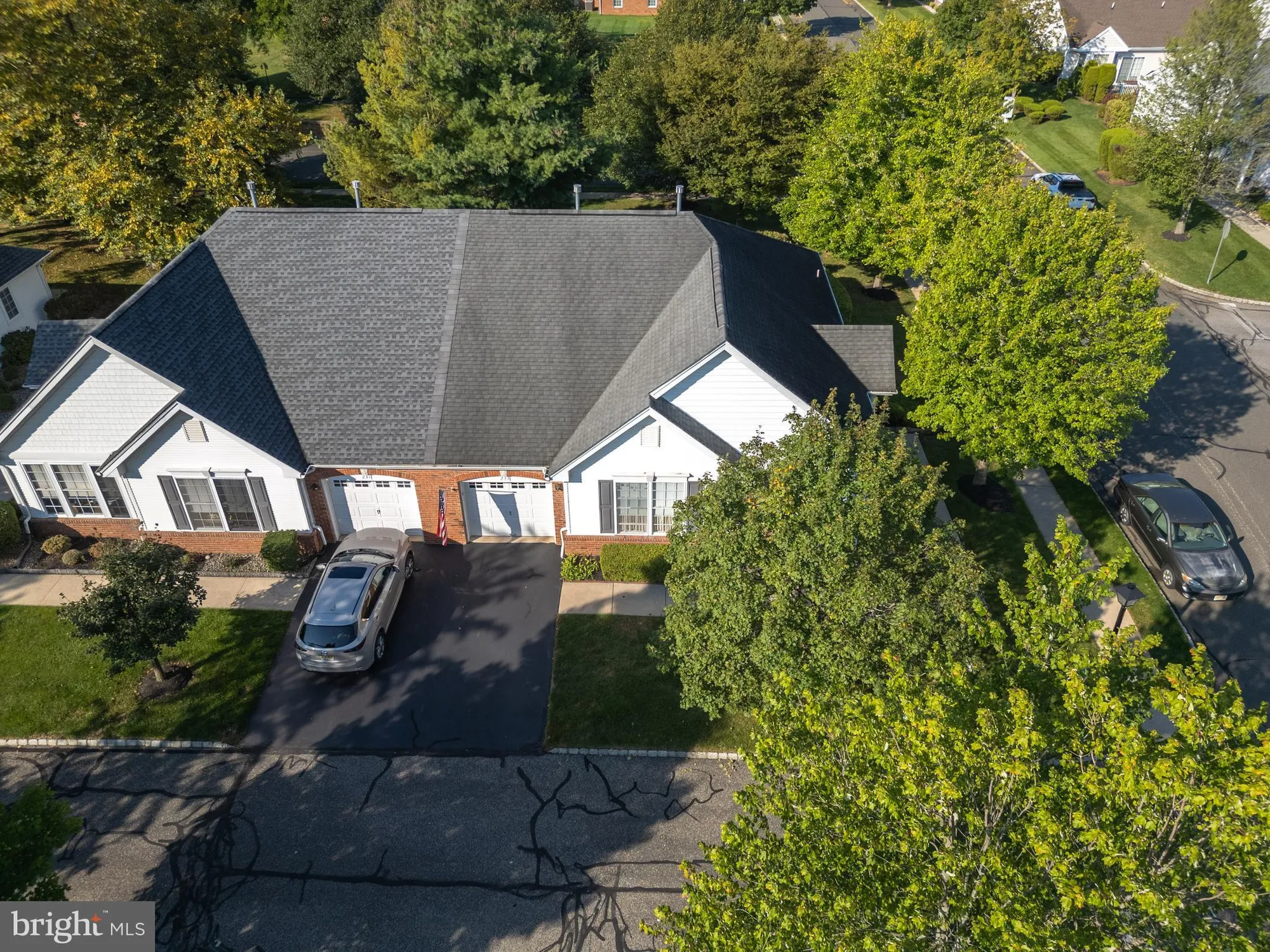 Property Slideshow image 26 of 34 | 233 burholme dr, Hamilton, NJ, 08691