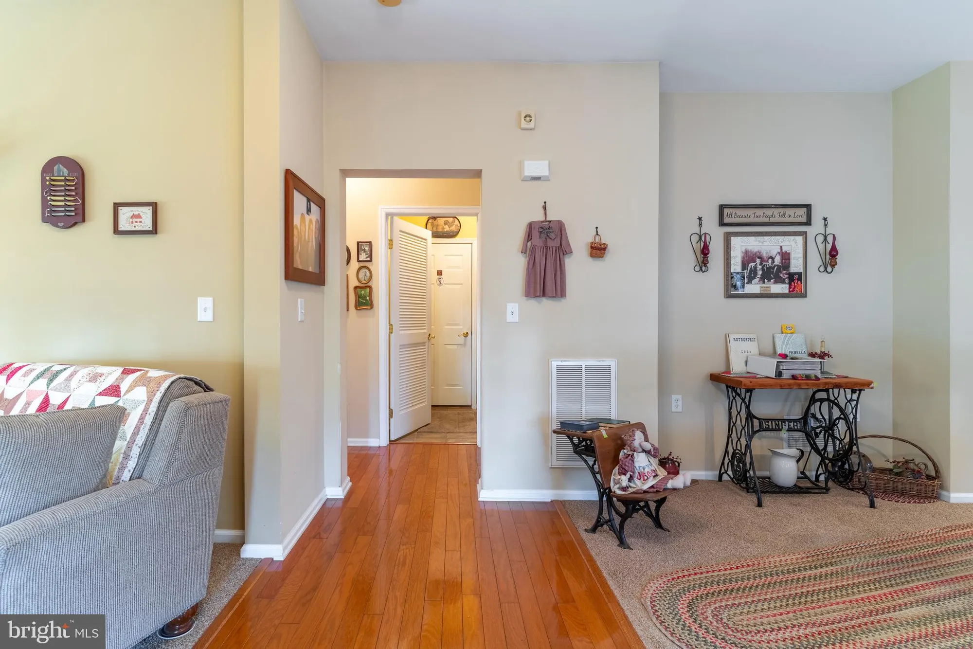 Property Slideshow image 11 of 34 | 233 burholme dr, Hamilton, NJ, 08691