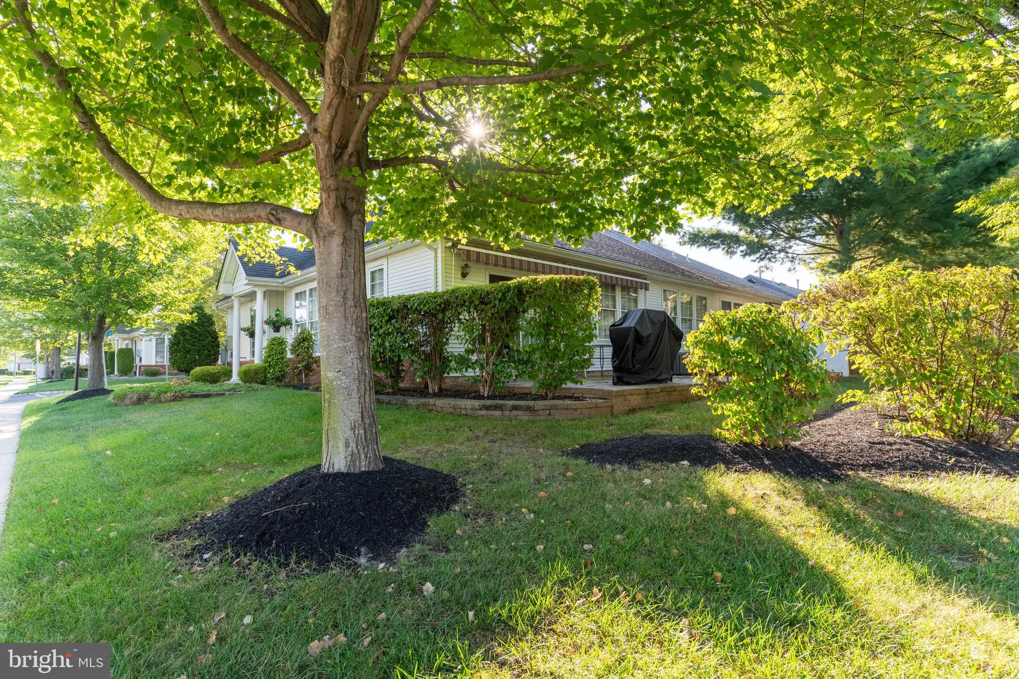 Property Slideshow image 31 of 34 | 233 burholme dr, Hamilton, NJ, 08691