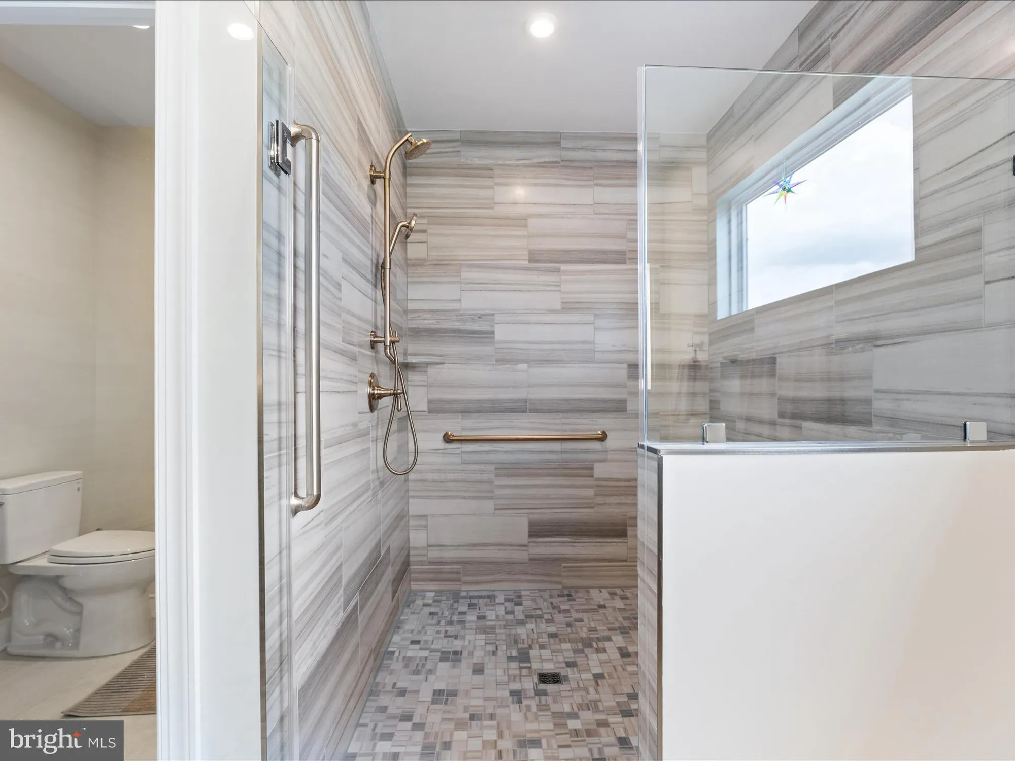 Property Slideshow image 33 of 75 | 43221 greeley sq, Ashburn, VA, 20148