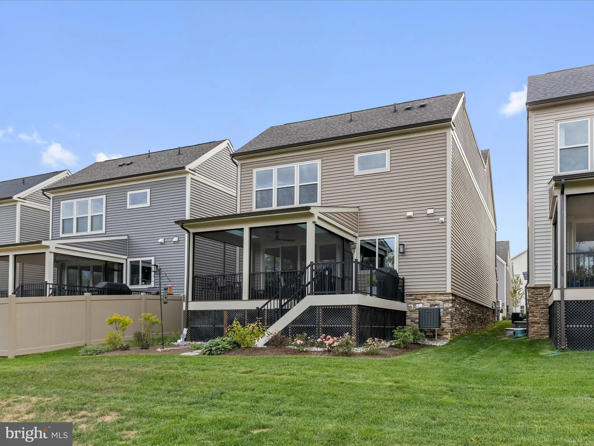 Property Slideshow image 59 of 75 | 43221 greeley sq, Ashburn, VA, 20148