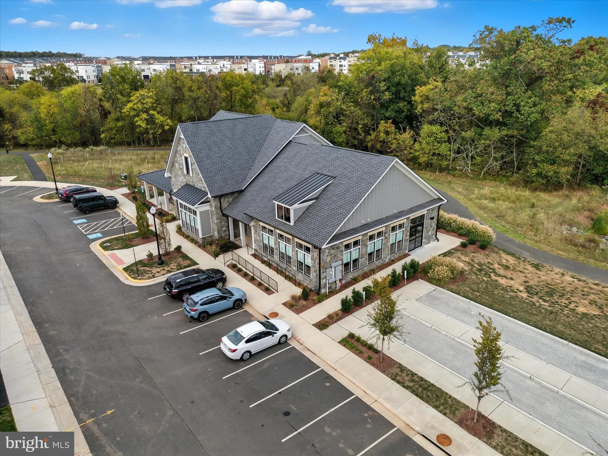 Property Slideshow image 71 of 75 | 43221 greeley sq, Ashburn, VA, 20148