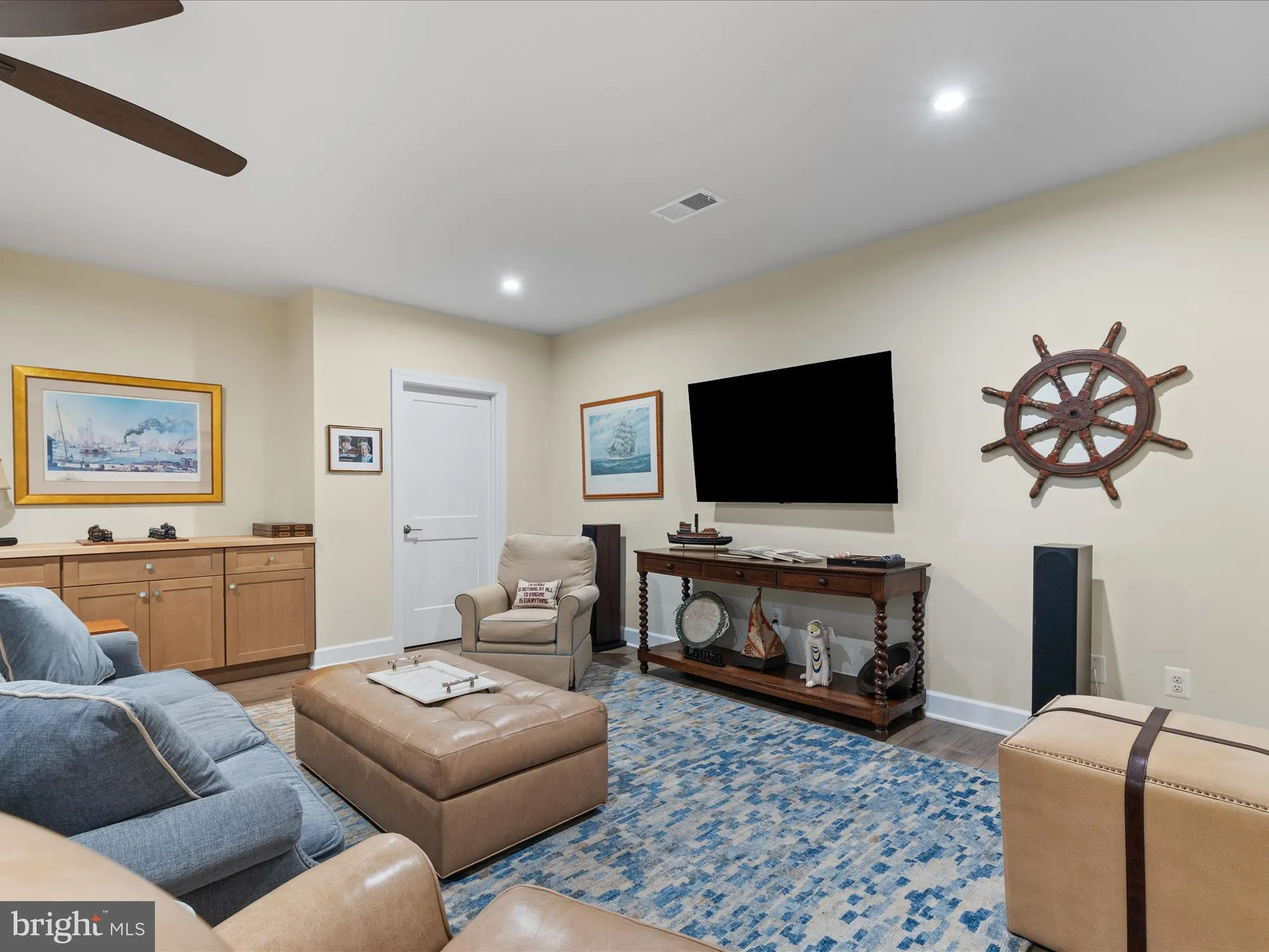 Property Slideshow image 48 of 75 | 43221 greeley sq, Ashburn, VA, 20148