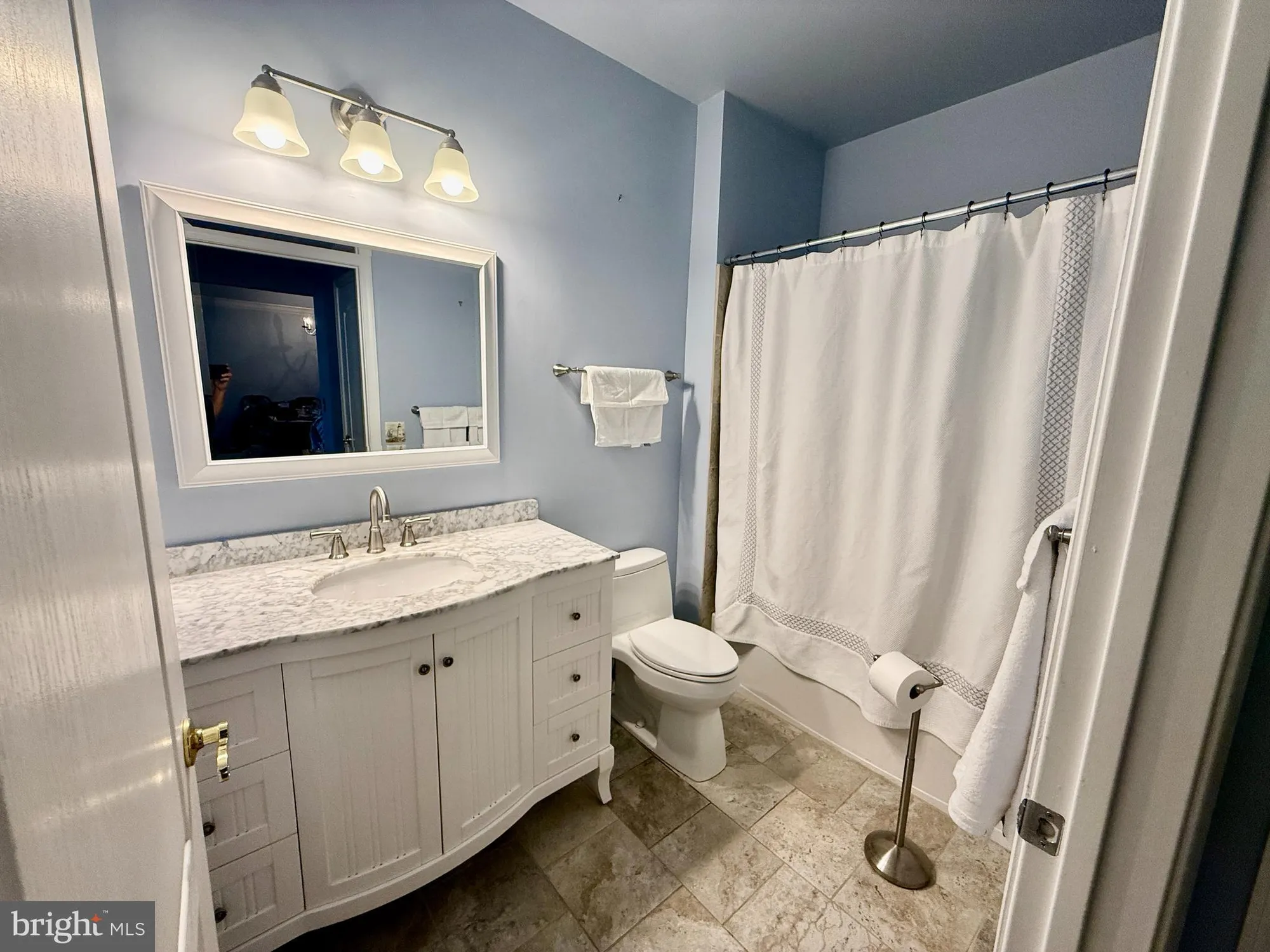 Property Slideshow image 10 of 18 | 6150 shadywood rd unit 401, Elkridge, MD, 21075