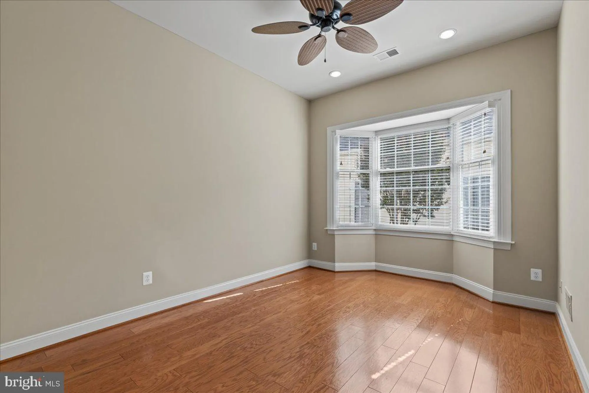 Property Slideshow image 32 of 60 | 5320 trevino dr, Haymarket, VA, 20169