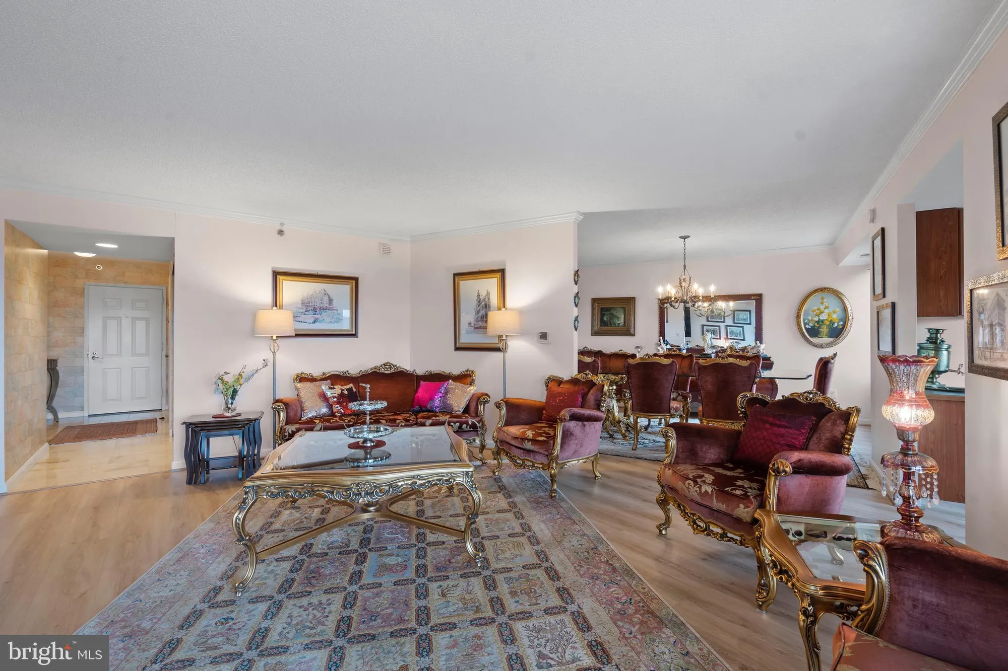 Property Slideshow image 5 of 39 | 19385 cypress ridge ter 914, Leesburg, VA, 20176