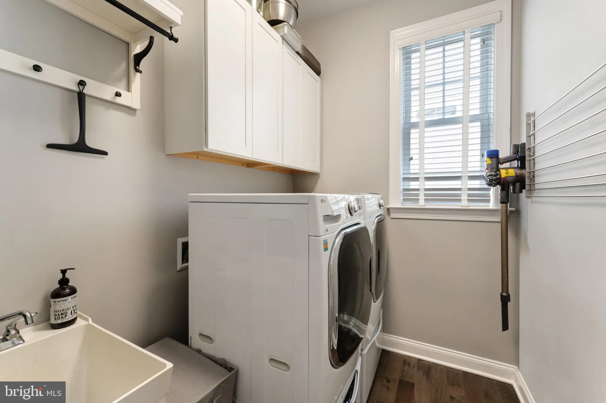 Property Slideshow image 18 of 44 | 5966 bowes creek pl, Gainesville, VA, 20155