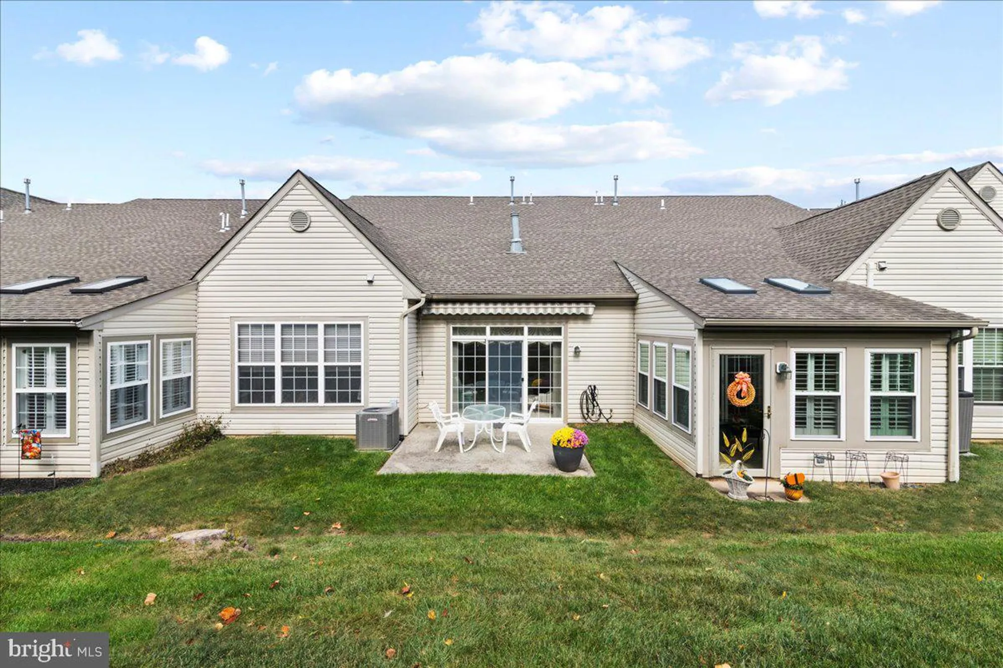 Property Slideshow image 31 of 40 | 1504 springfield ct 37, Jamison, PA, 18929
