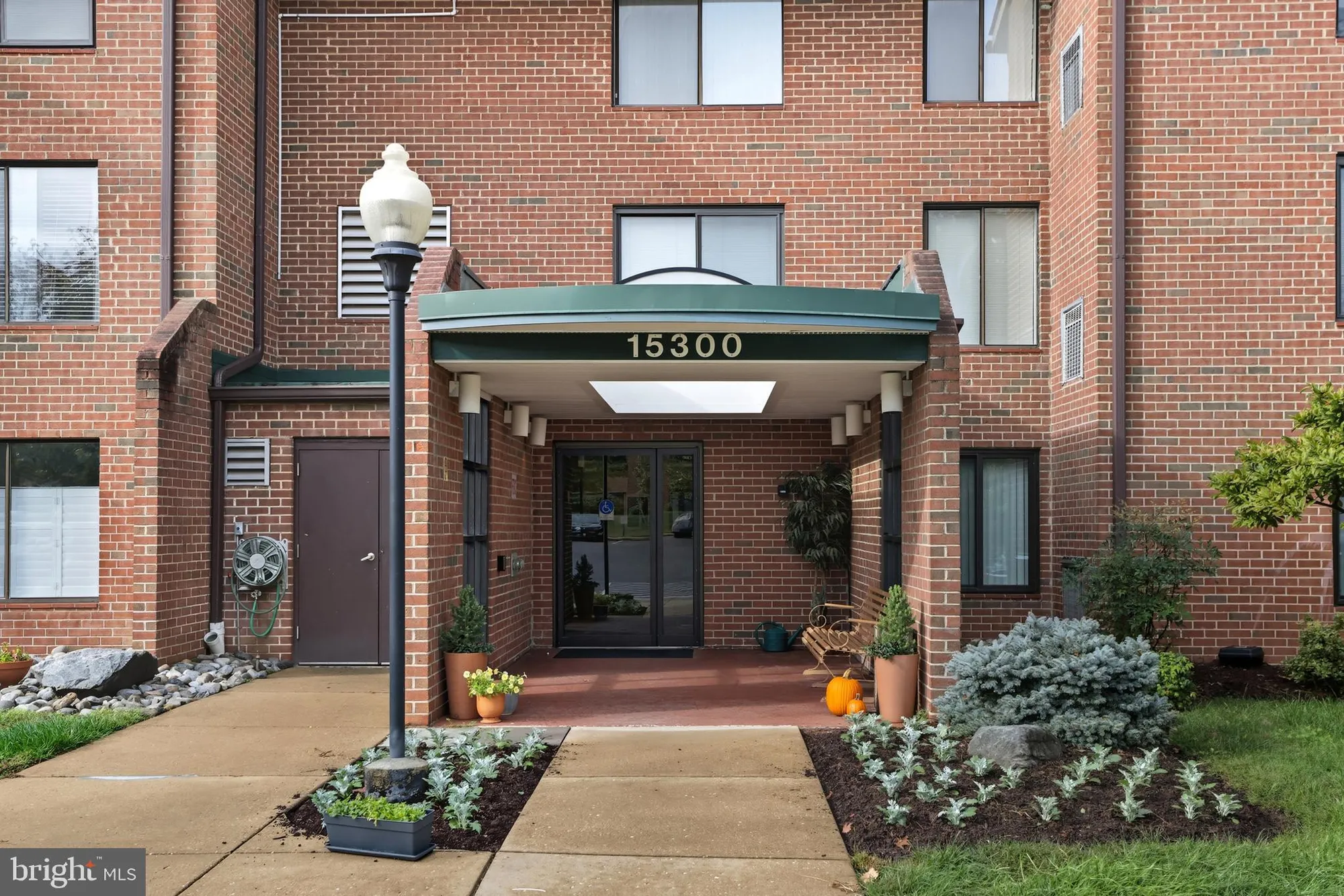 Property Slideshow image 33 of 33 | 15300 beaverbrook ct 88-2e, Silver Spring, MD, 20906