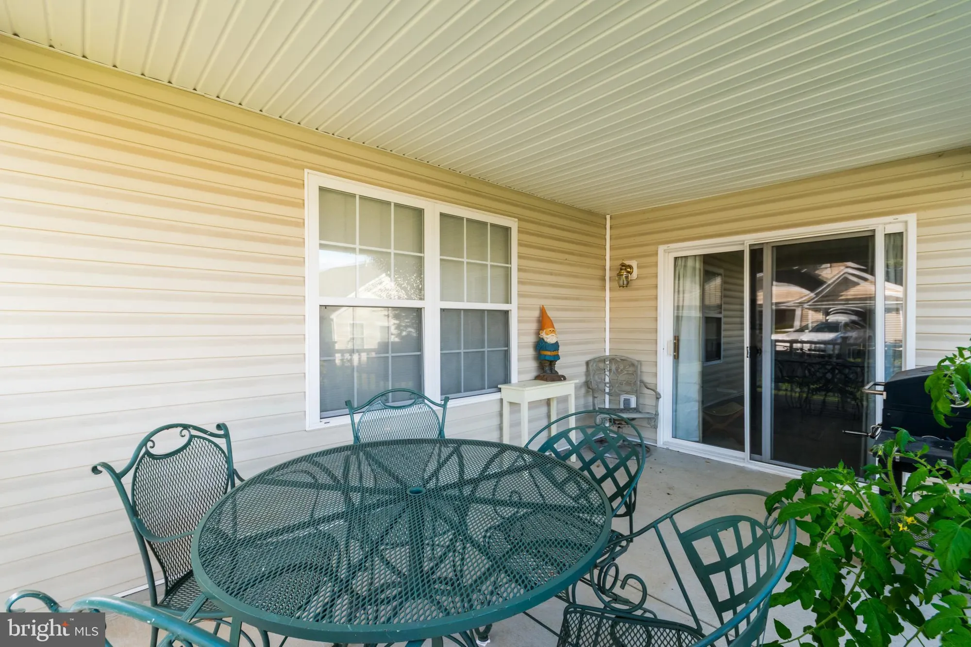 Property Slideshow image 10 of 32 | 221 crestwood ln, Winchester, VA, 22602