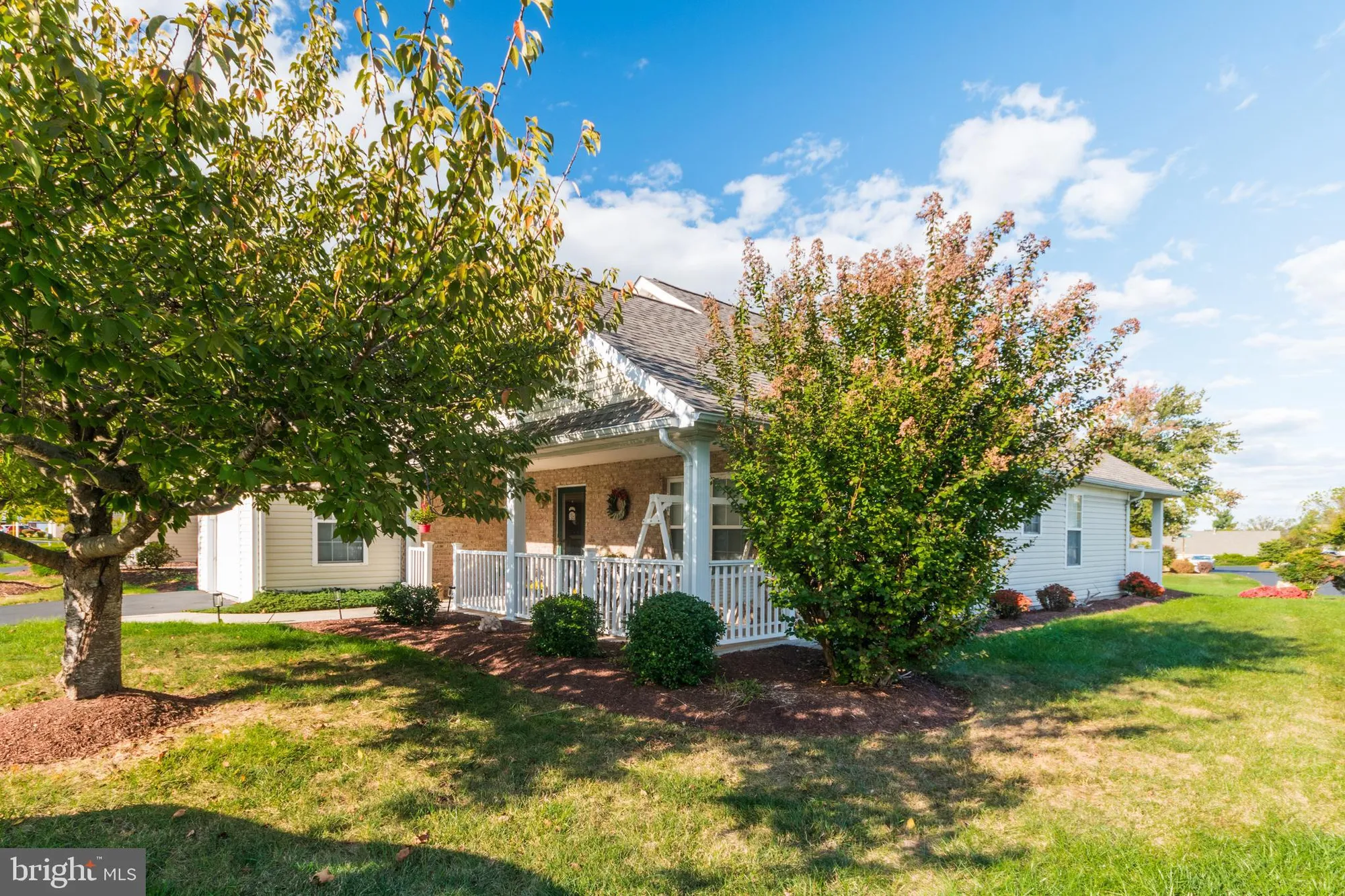 Property Slideshow image 5 of 32 | 221 crestwood ln, Winchester, VA, 22602