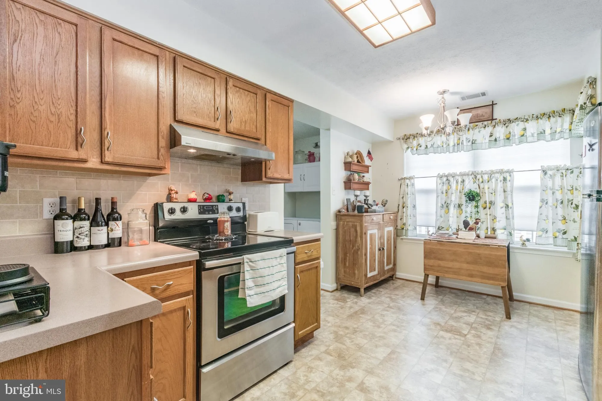 Property Slideshow image 18 of 32 | 221 crestwood ln, Winchester, VA, 22602