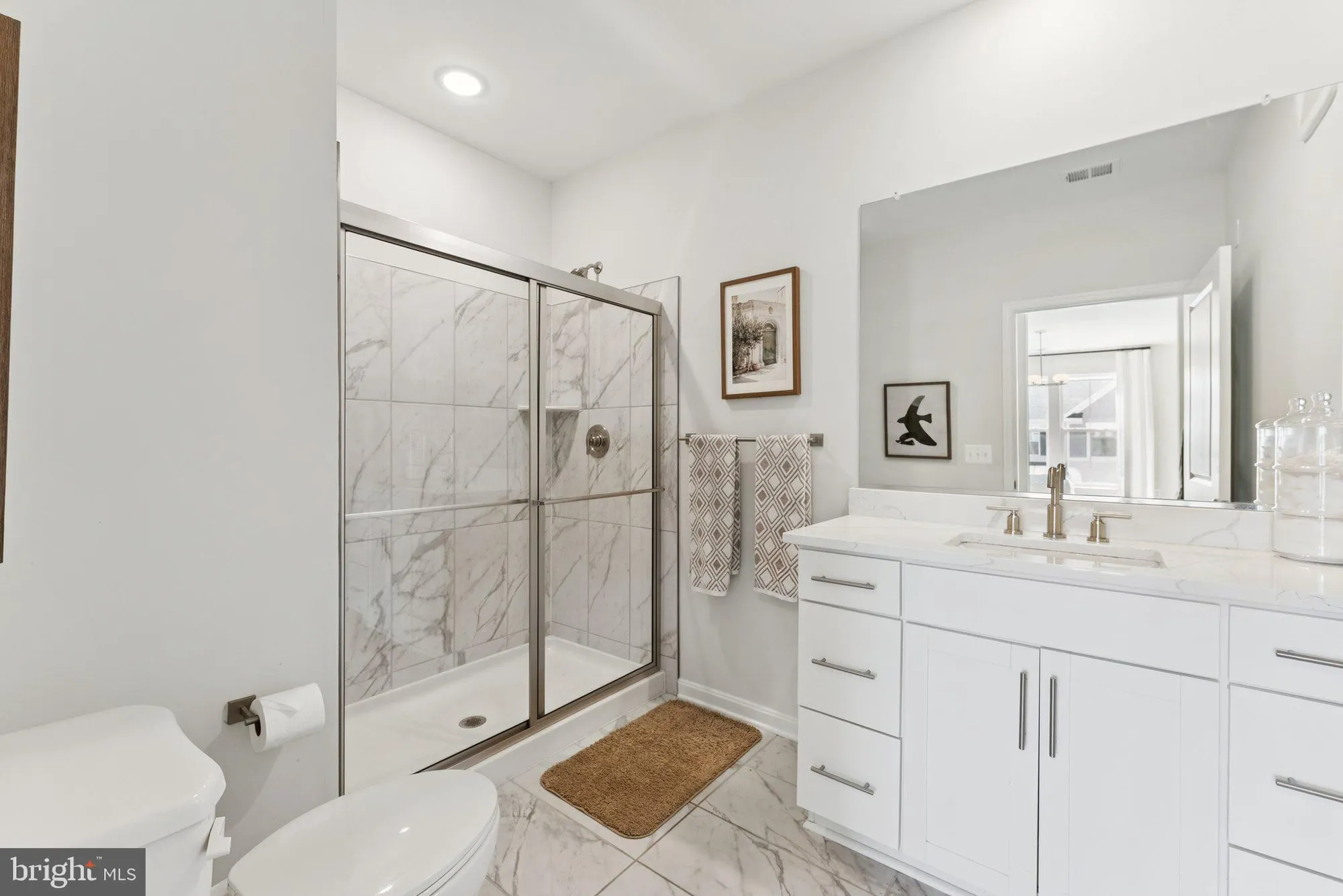 Property Slideshow image 21 of 25 | 3700 havertill ln # 1201, Woodbridge, VA, 22193