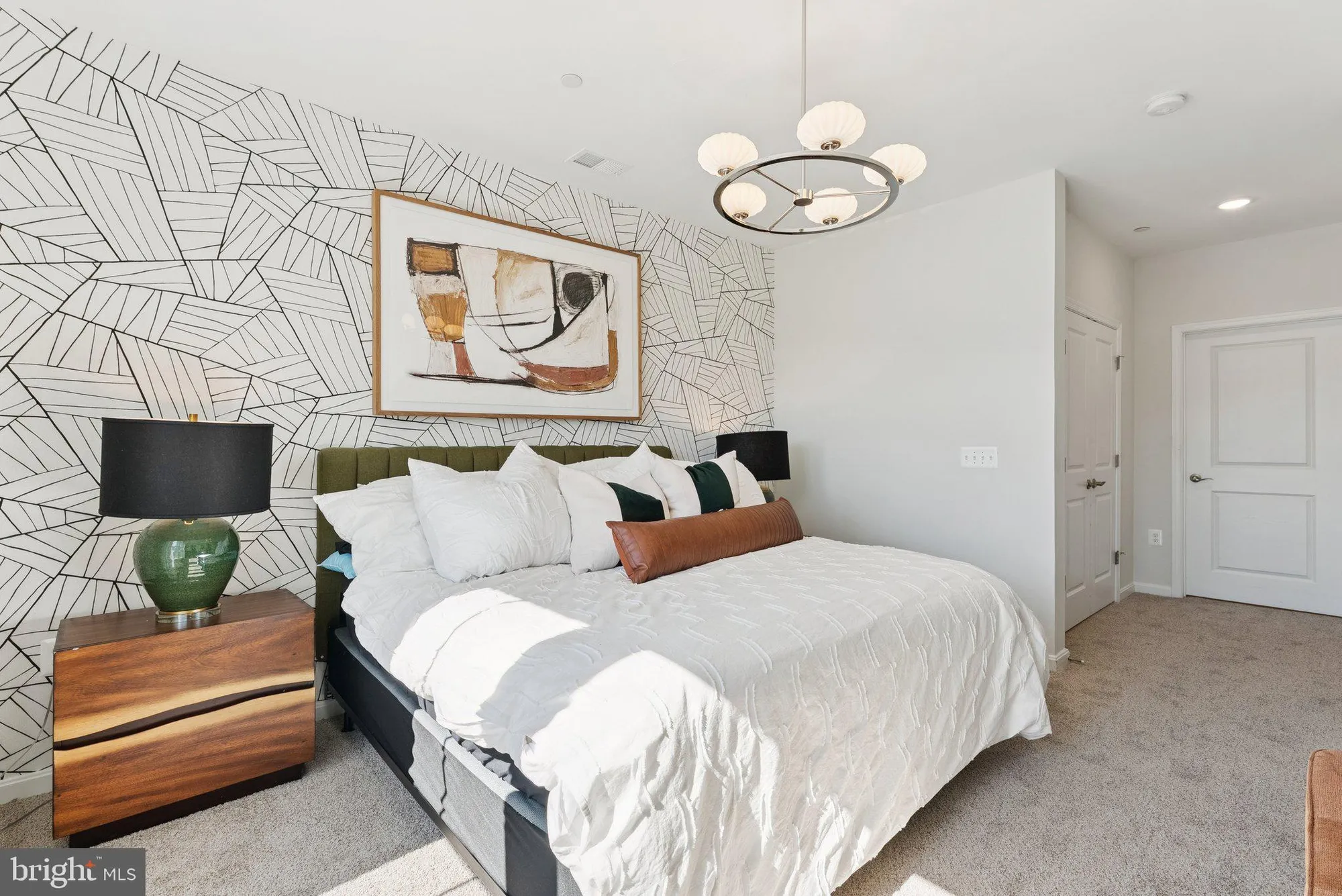 Property Slideshow image 16 of 25 | 3700 havertill ln # 1201, Woodbridge, VA, 22193