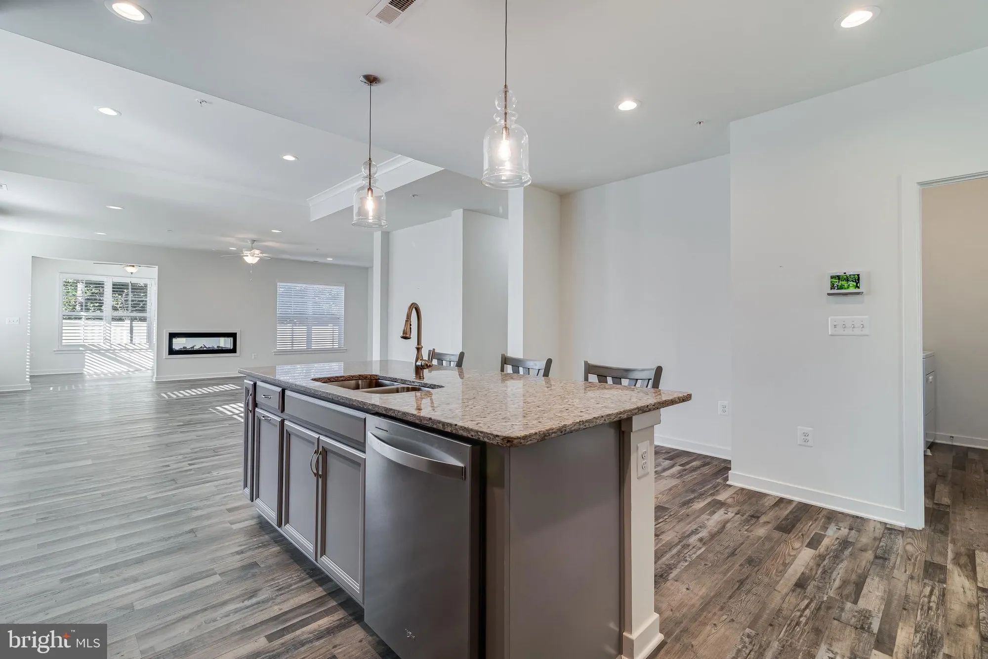 Property Slideshow image 3 of 37 | 9 gramby ct, La Plata, MD, 20646