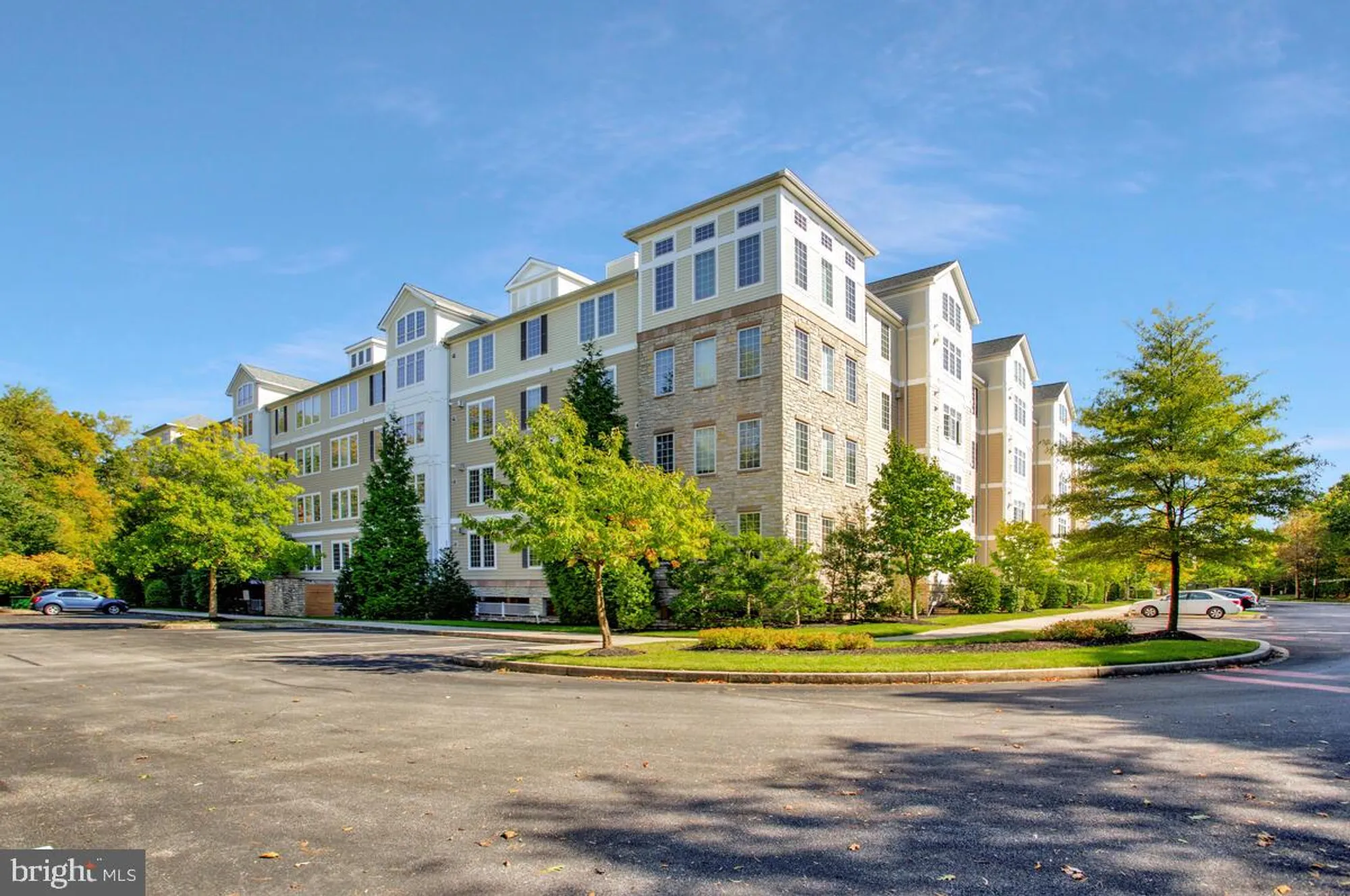 Property Slideshow image 39 of 51 | 8820 shining oceans way 410, Columbia, MD, 21045