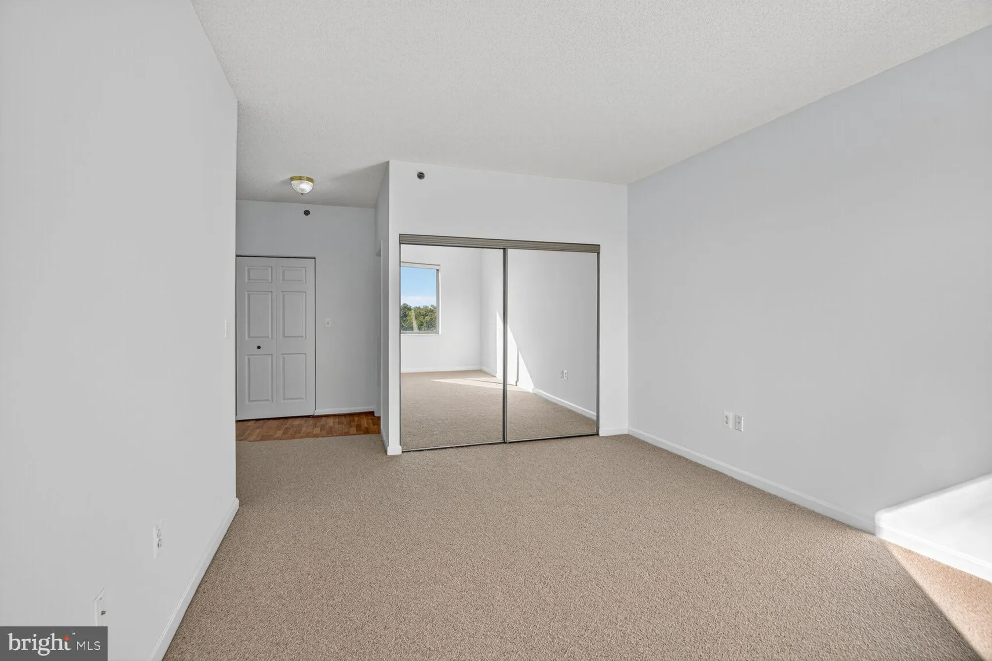 Property Slideshow image 11 of 22 | 3200 n leisure world blvd 918, Silver Spring, MD, 20906