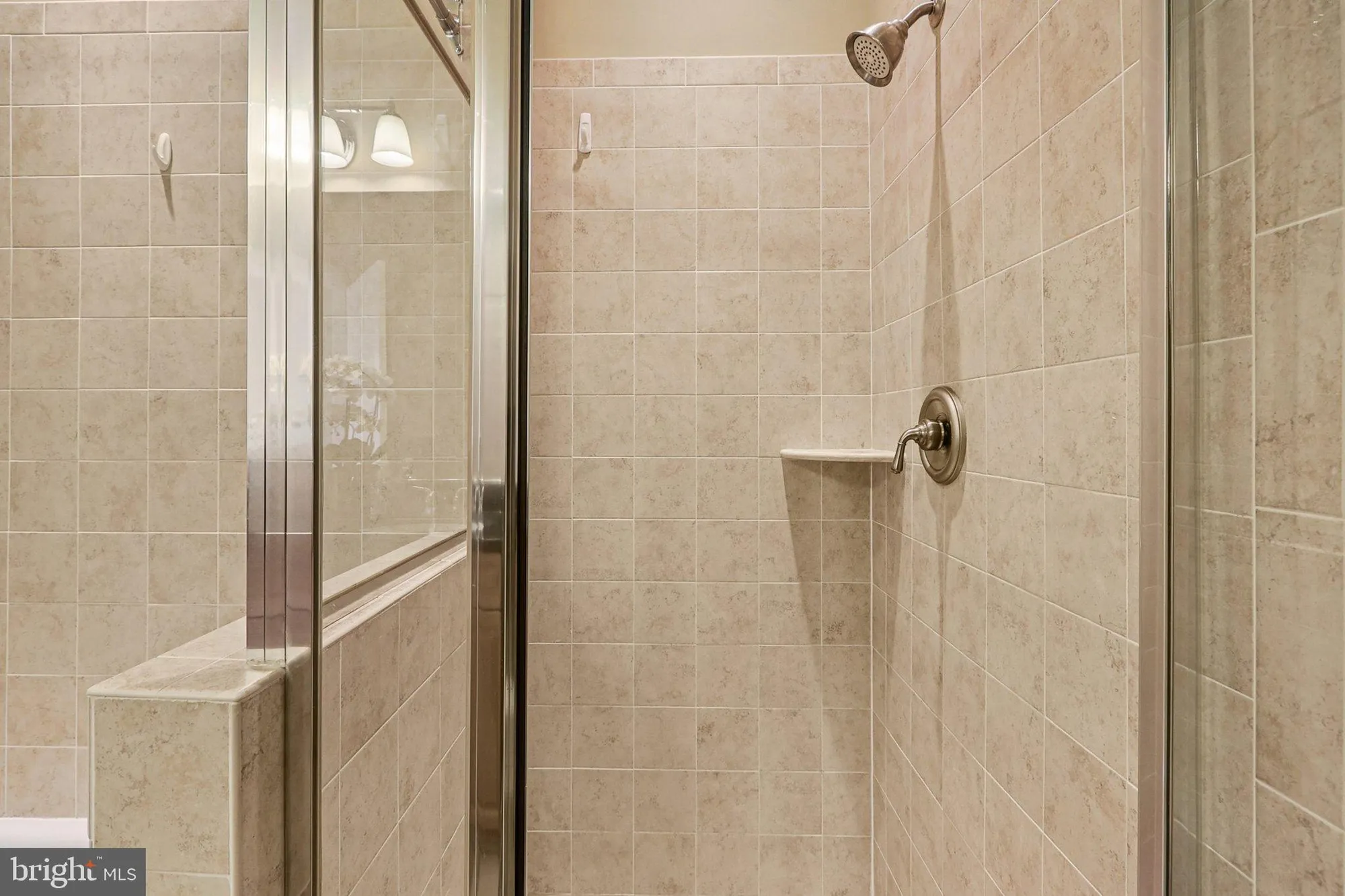 Property Slideshow image 22 of 58 | 680 watermans dr apt 505, Woodbridge, VA, 22191