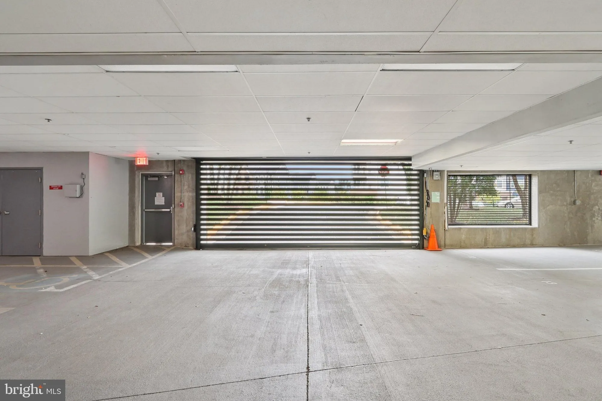 Property Slideshow image 34 of 58 | 680 watermans dr apt 505, Woodbridge, VA, 22191