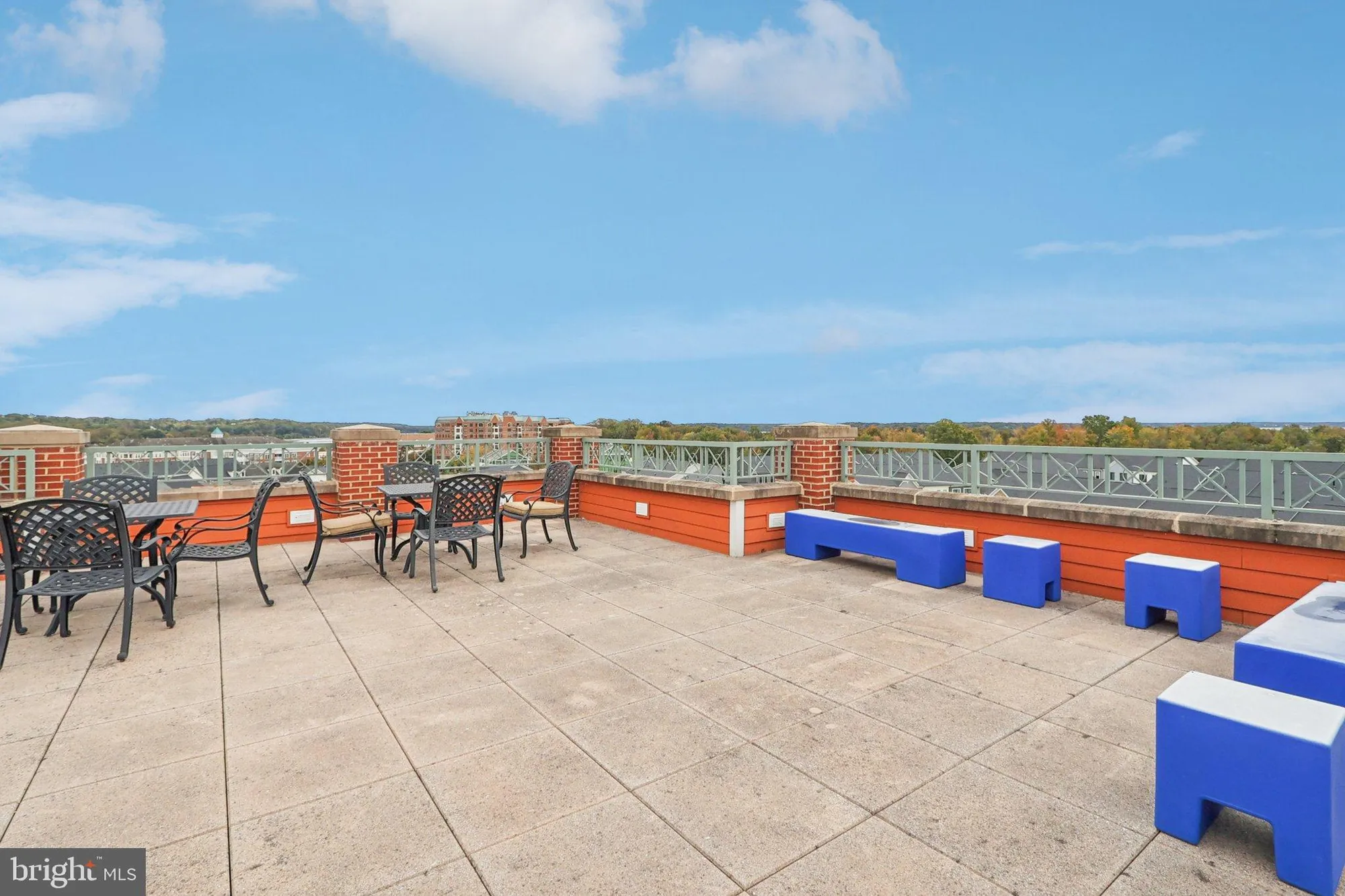 Property Slideshow image 36 of 58 | 680 watermans dr apt 505, Woodbridge, VA, 22191