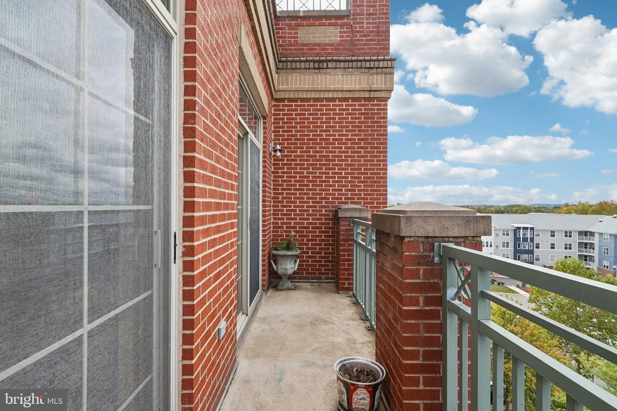 Property Slideshow image 31 of 58 | 680 watermans dr apt 505, Woodbridge, VA, 22191
