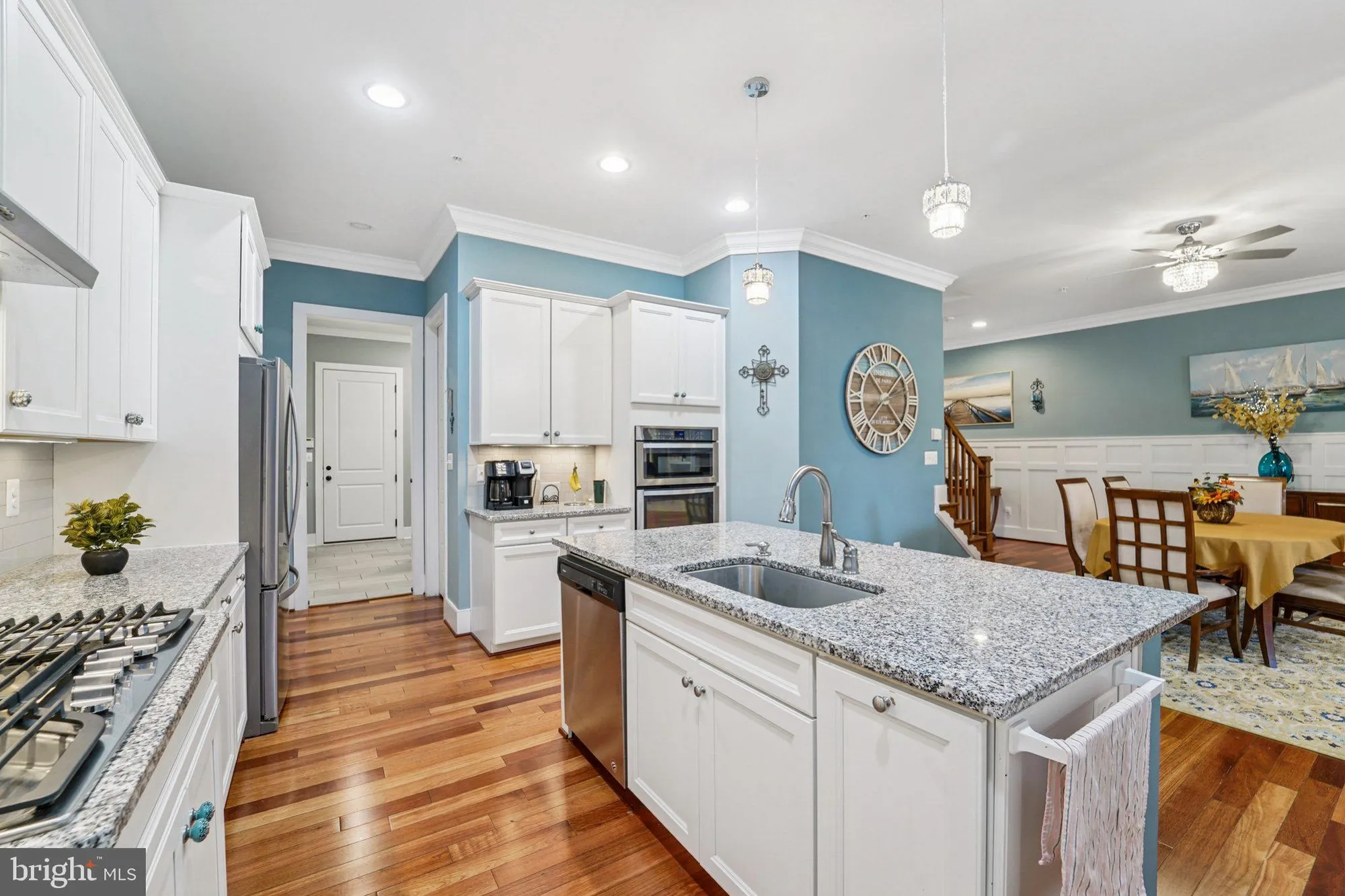 Property Slideshow image 10 of 38 | 1240 beaver tree dr, Odenton, MD, 21113